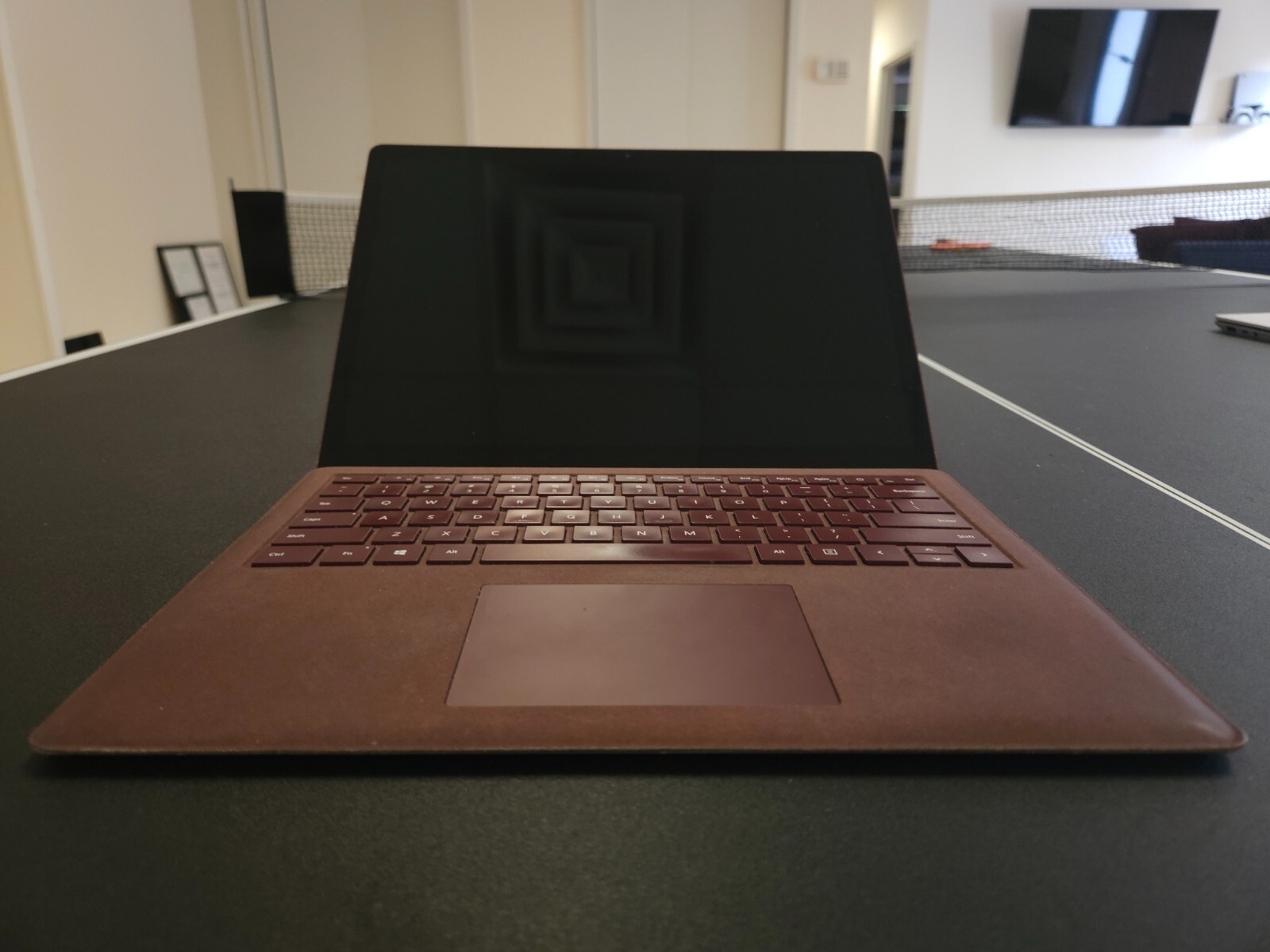 Microsoft Surface Laptop 256GB, Wi-Fi, 13.5 inch – Burgundy (SEE DESCRIPTION)