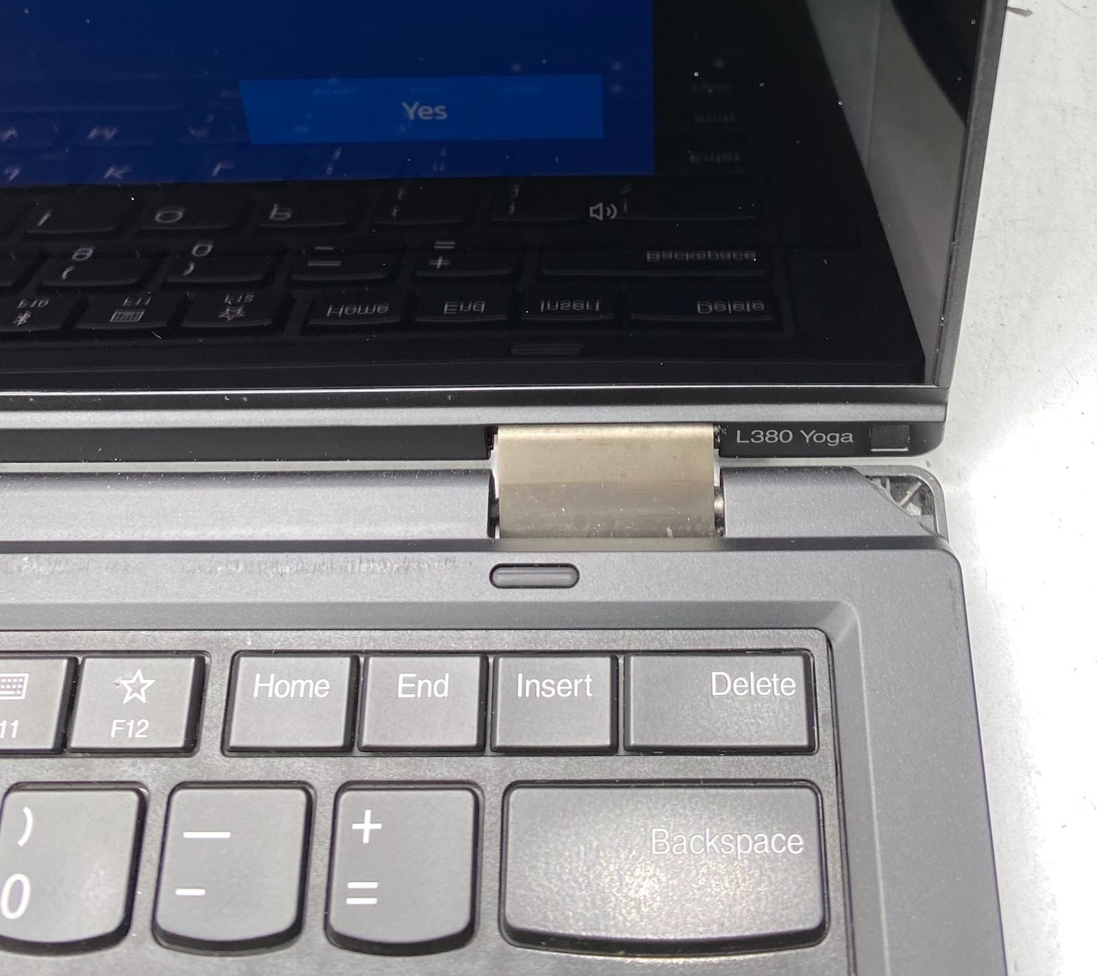 Lenovo L380 Yoga 2-in-1 13.3″ Touch Intel Core i5-8250U 16GB RAM 512GB SSD