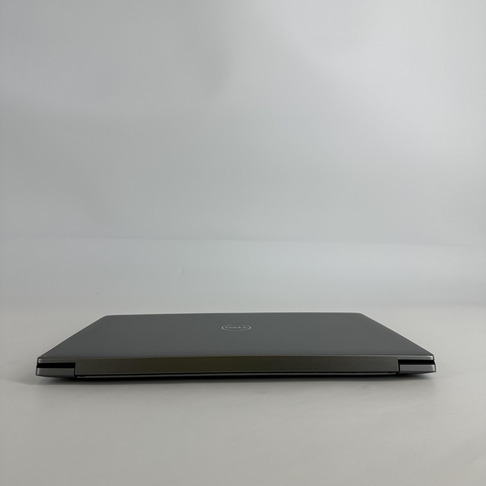 Dell Precision 5480 14 FHD 2.5 GHz i7-13800H 32GB 256GB SSD RTX A1000 Good