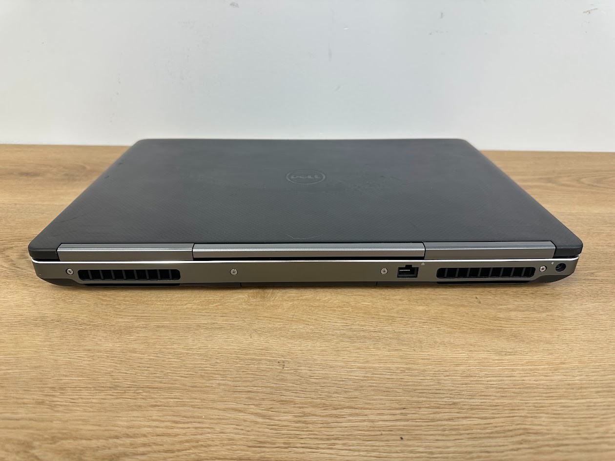 Dell Precision 7710, Xeon E3 1505M V5, 32GB DDR4, Quadro M3000M, 512GB SSD, 2016