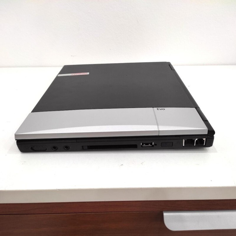 Pentium 3 III 1.20GHz Windows XP Compaq Serial 22018 12″ Laptop PC Notebook PC
