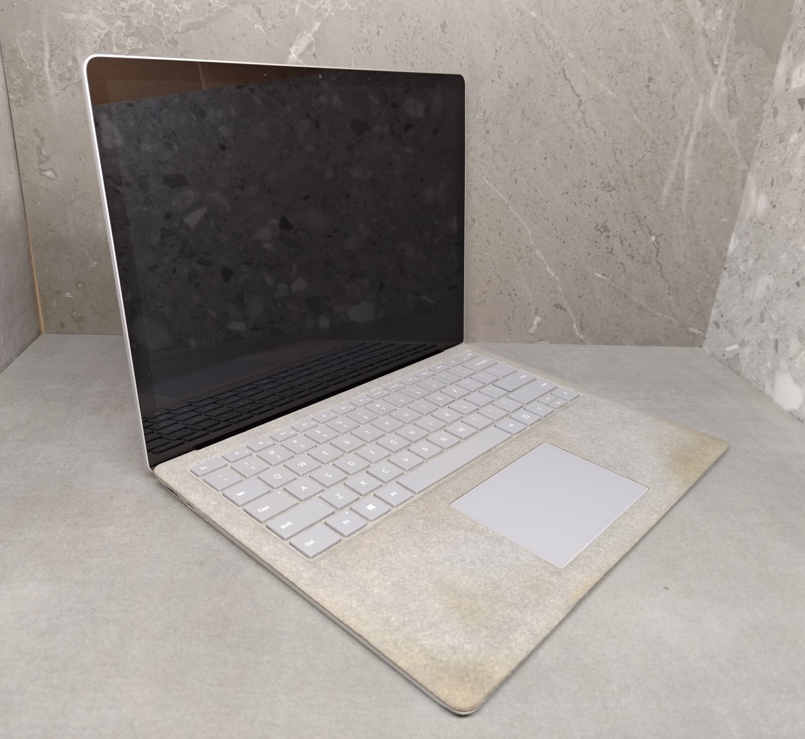 Microsoft Surface Laptop 1769 i5-7200U@2.5GHz 8GBRAM 128GBSSD 13.5″ Win11