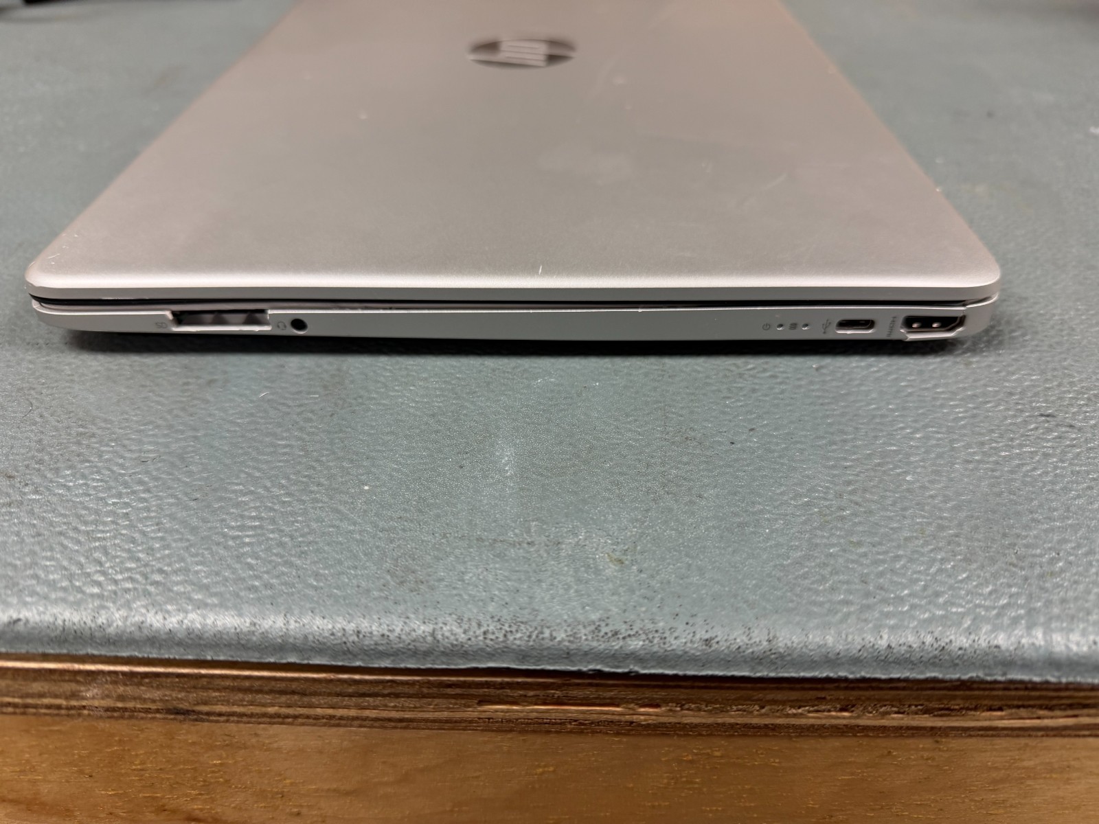 HP 15-dy2791wm 15” AS IS For Parts | Intel Core i3-1115 | 4GB Ram | No Drive/OS