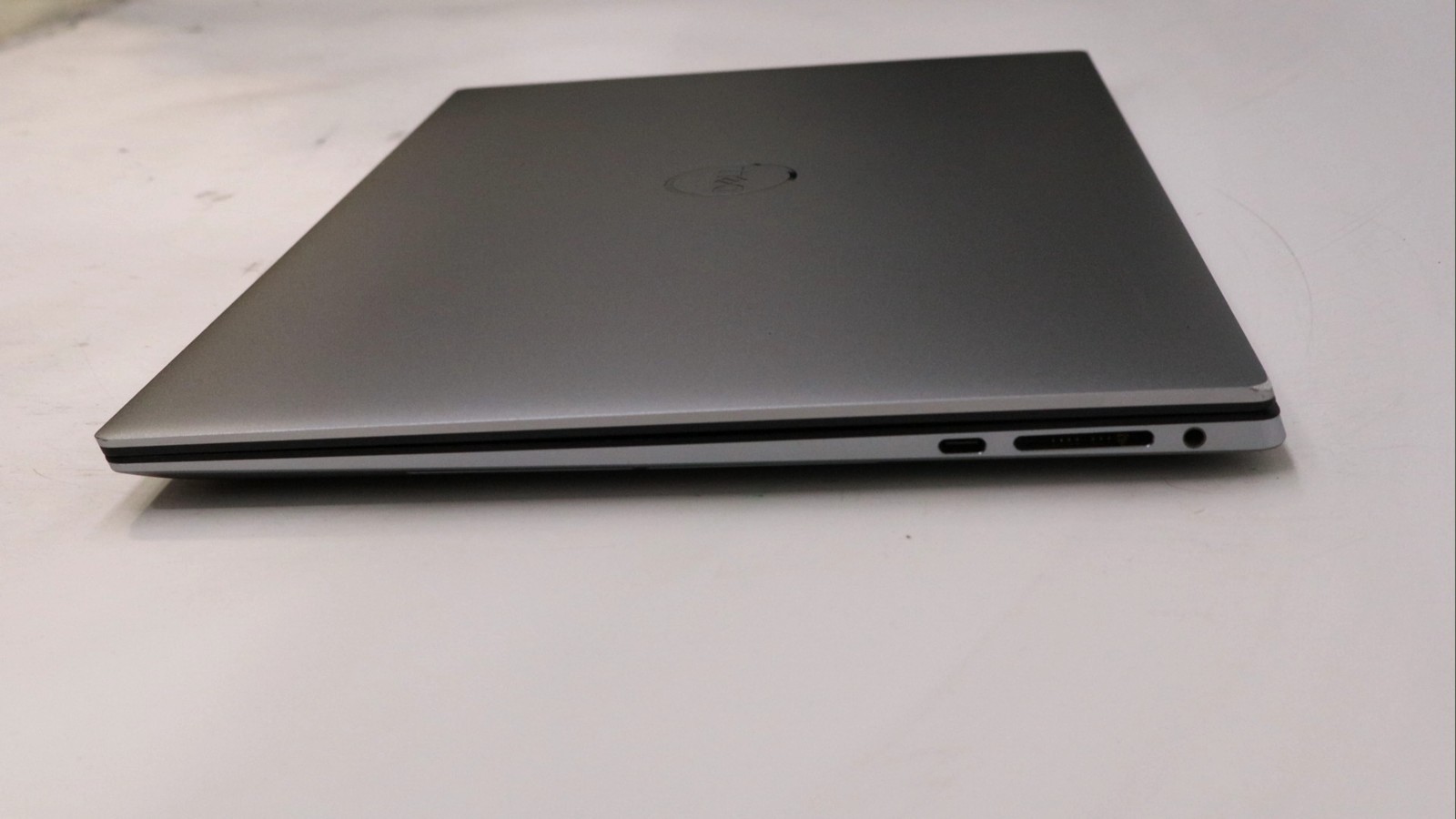 Dell Precision 5560 15″ i7-11850h 32GB 512GB – Very Good