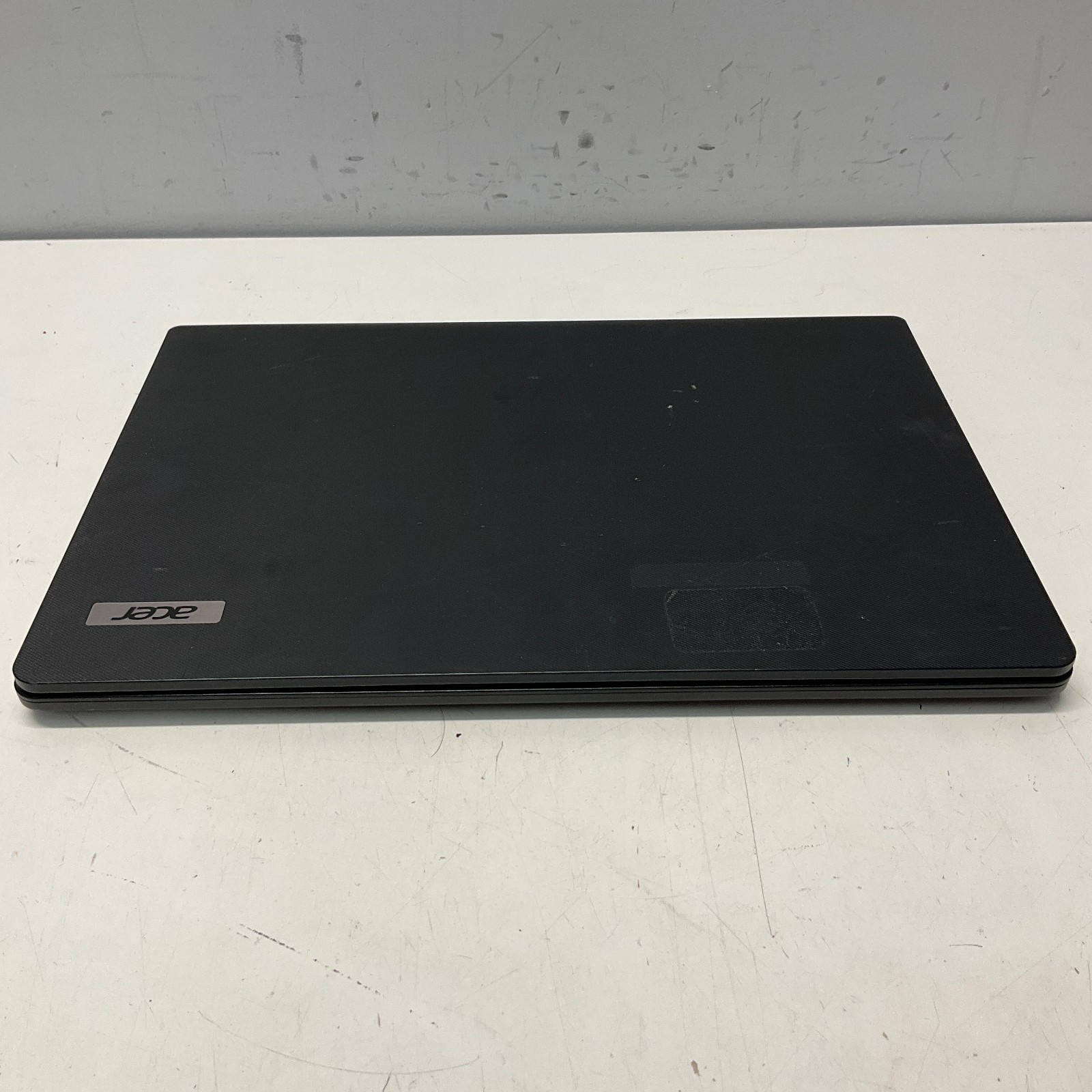 Acer TravelMate P214-51 14″ Intel Core i5-8250U @ 1.60 GHz 8GB 128GB SSD Win 11