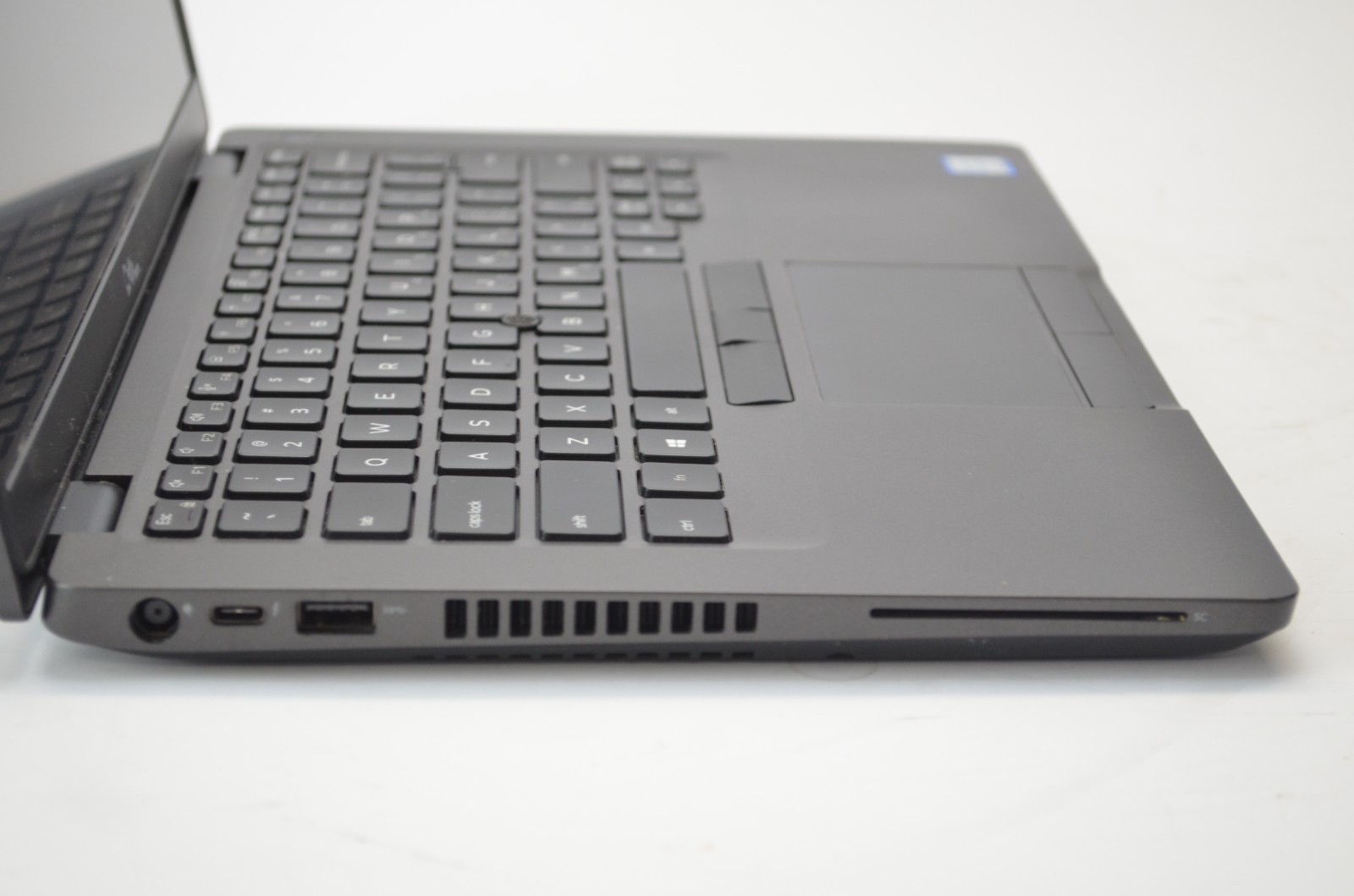 Dell Latitude 5401 14”FHD Intel Core i5-9400H 2.5GHz 16GB RAM 256GB SSD Win11Pro