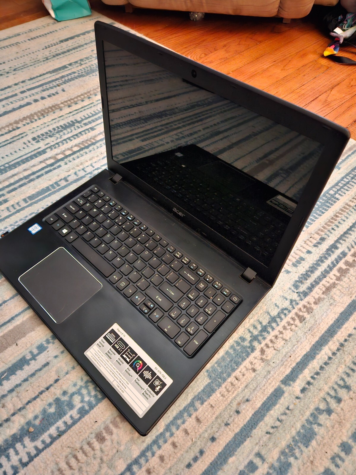 Acer Aspire E 15 Laptop Intel Core i7-6500U, 250GB SSD, 16 GB DDR4 Ram (3200MHz)