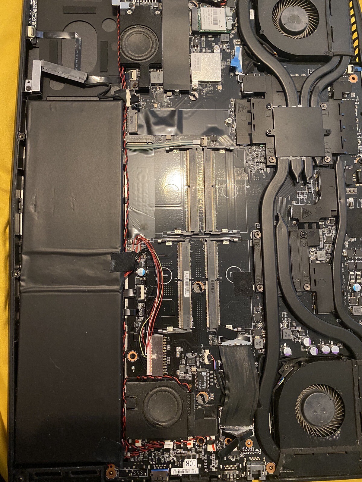 Aorus X7 v2 Body