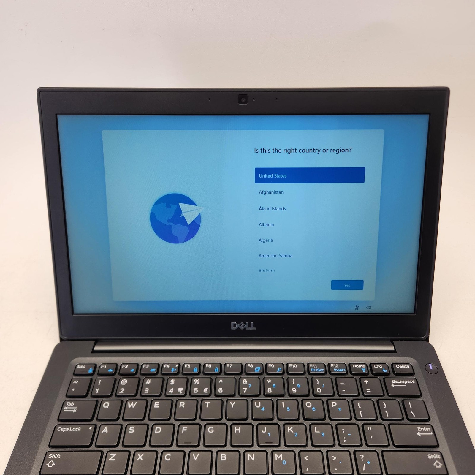 Dell Latitude 7290 12.5in Laptop i3 8th Gen 8GB 256GB SSD W11 – Good