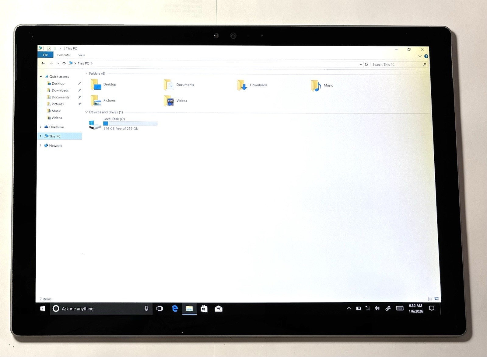 Microsoft Surface Pro 4 1724 i5-6300U 2.40GHz 8GB 256GB Tablet See Details