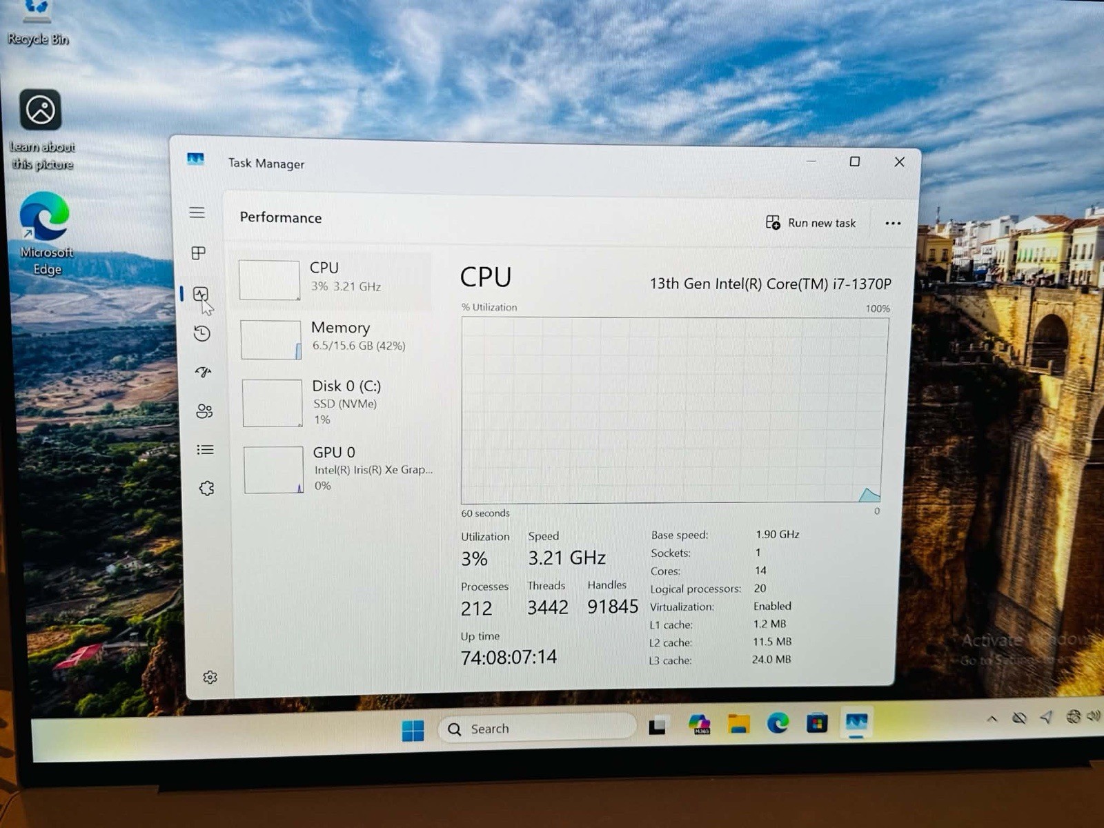 Dell XPS 9320 13in i7-1370P 16GB 512GB SSD Iris Xe Win11 Pro