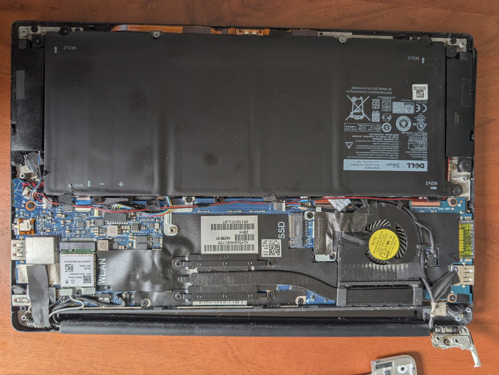 Dell XPS 13 9350 13.3″ Touchscreen Laptop – FOR PARTS ONLY – No Power, No SSD
