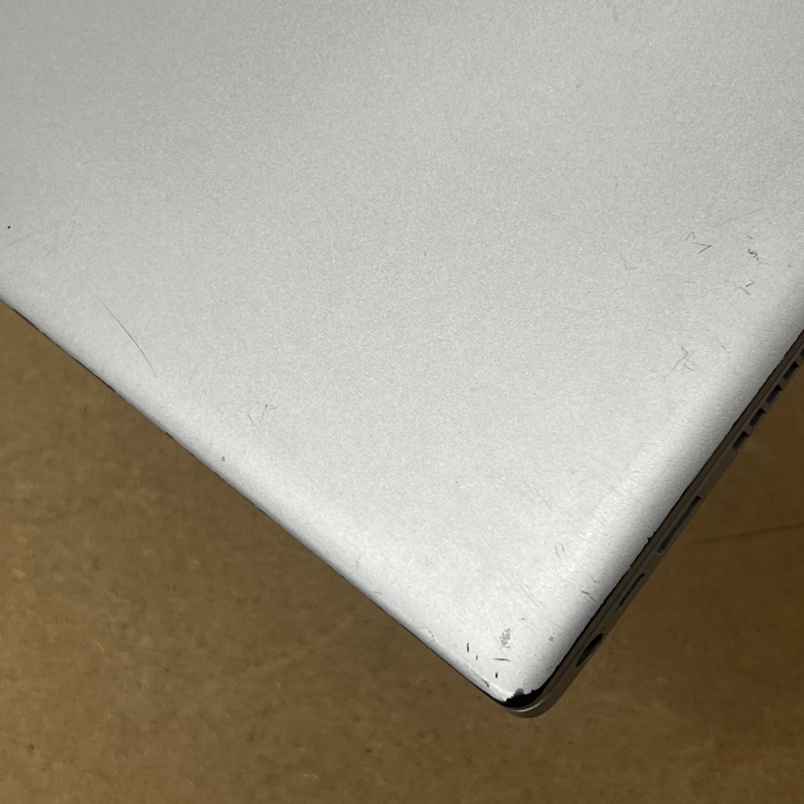 Dell Latitude 5410 i5-10210U 1.6GHz 16GB Ram 256GB SSD – Fair *Low Battery*