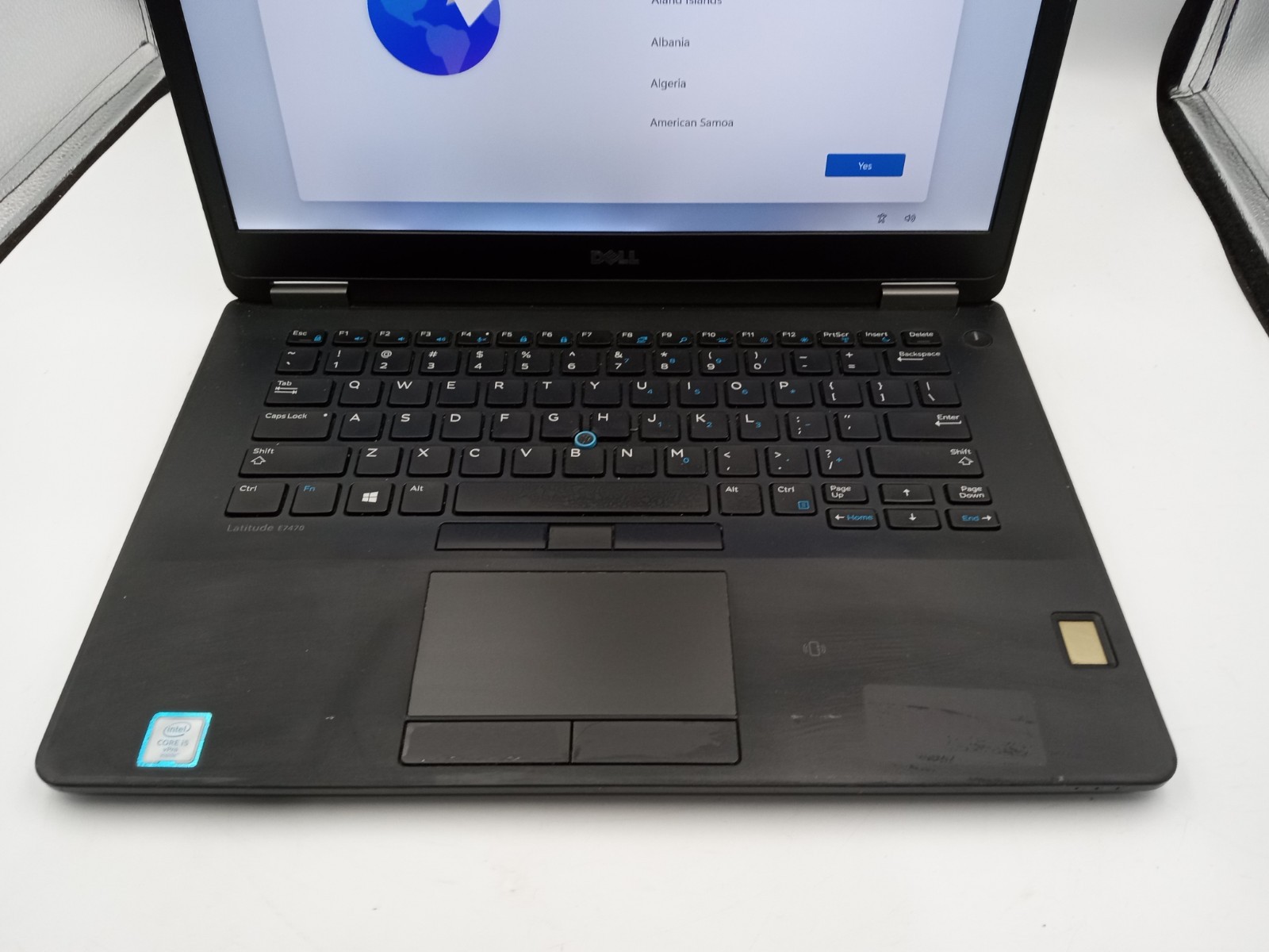 Dell Latitude e7470 14″ Laptop Intel i5-6300U 4GB RAM 128GB SSD Windows 11 -RR