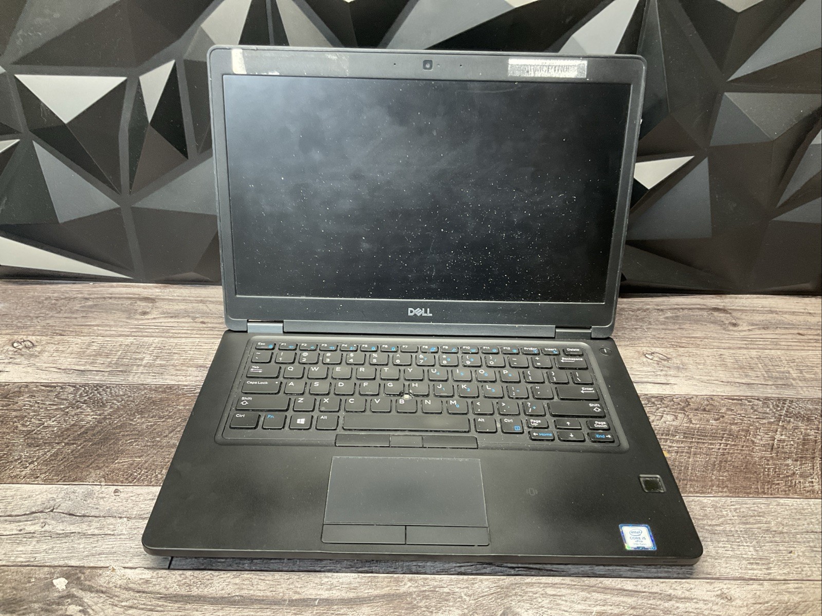 Latitude 5490 / i5 7th / No RAM Laptop Notebook PC / T15