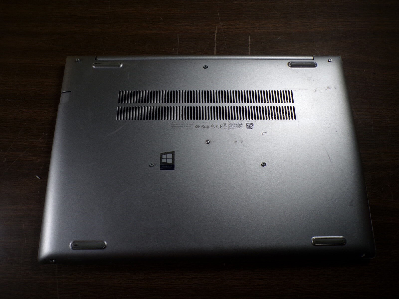 THINKPAD LENOVO T560 INTEL CORE i5-6300U 2.40GHZ 4GB RAM **NO HD/ NO CADDIE
