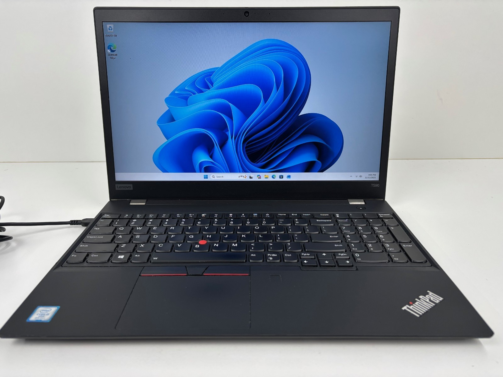 Lenovo ThinkPad T590 Full HD i5-8365U 16GB 256SSD Win11 Pro NO BATTERY PARTS