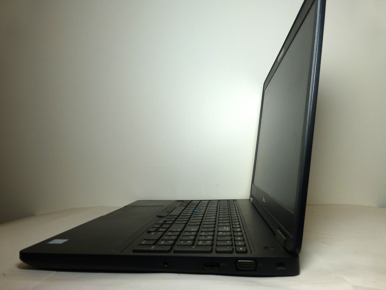 Dell Precision i7-8850H 256GB NVMe SSD, 16GB RAM NVIDIA Quadro P600 PRO RESTORED