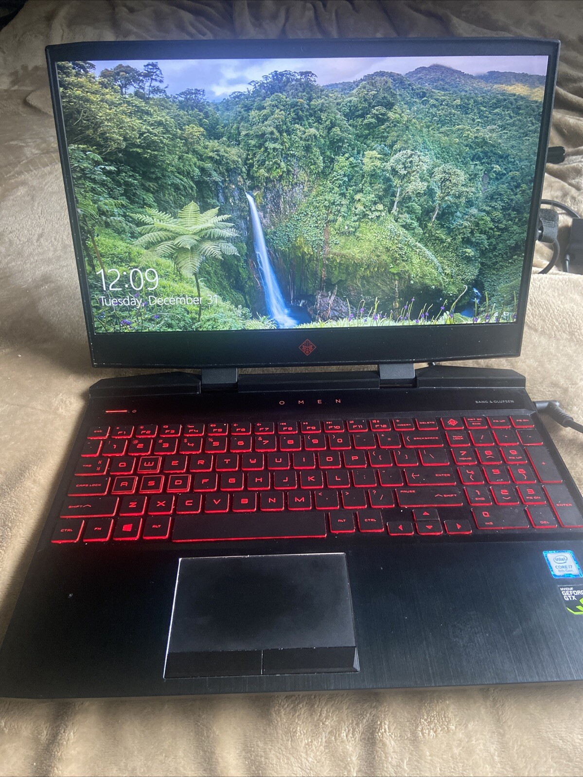 HP – OMEN 15.6″ Gaming Laptop-Intel Core i7- 16GB Memory-NVIDIA GeForce GTX 1060