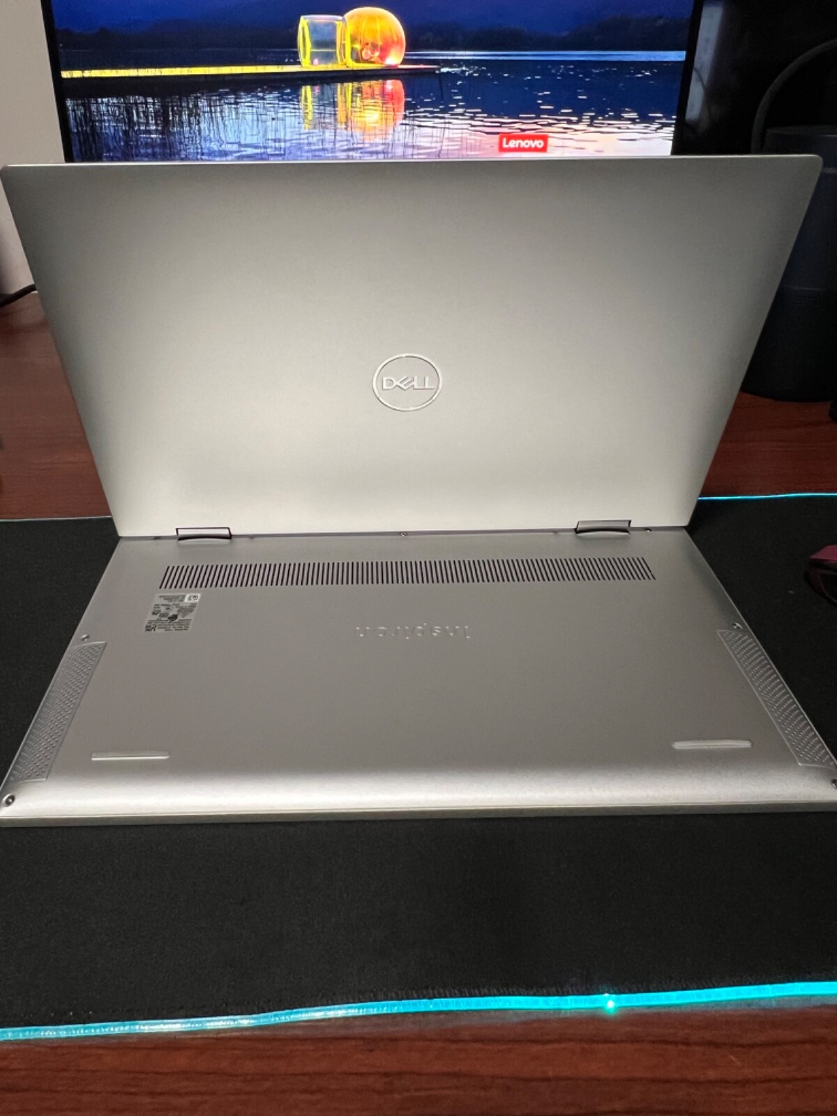 DELL inspiron 7306 2 – 1 13.3 Touchscreen 11th Gen i5-1135G7 8GB RAM 512GB SSD