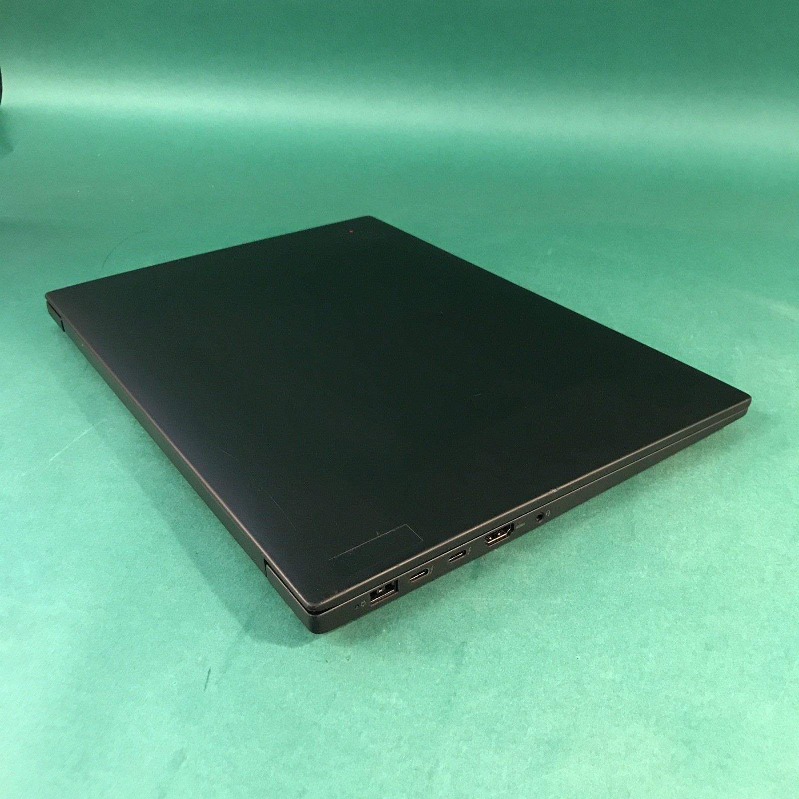 Lenovo ThinkPad P1 Gen 5 Intel i9-12900H 8GB RAM 1TB NVME Nvidia RTX A2000 W11P
