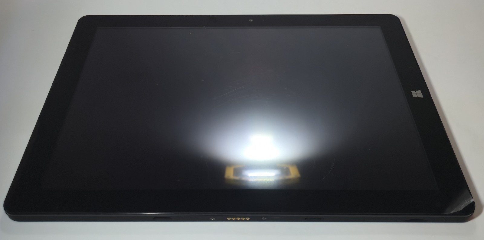 EVOO 10.1″ Tablet w/ Docking Keyboard, 32GB, Black, Dual Cameras, Needs Battery