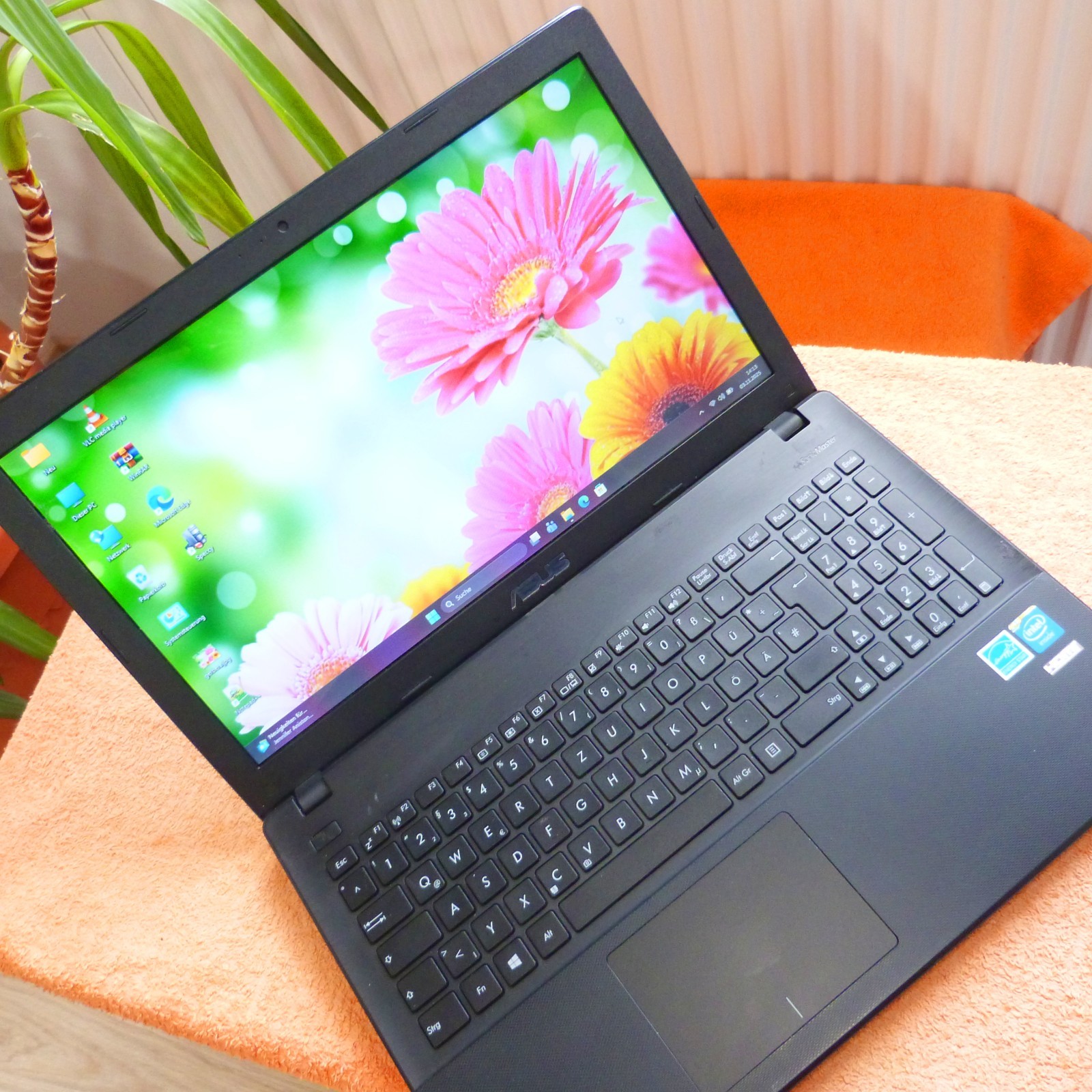 Asus F551 Vivobook PREMIUM 15″ SonicMaster l SSD Windows 11 l HDMI DVDRW