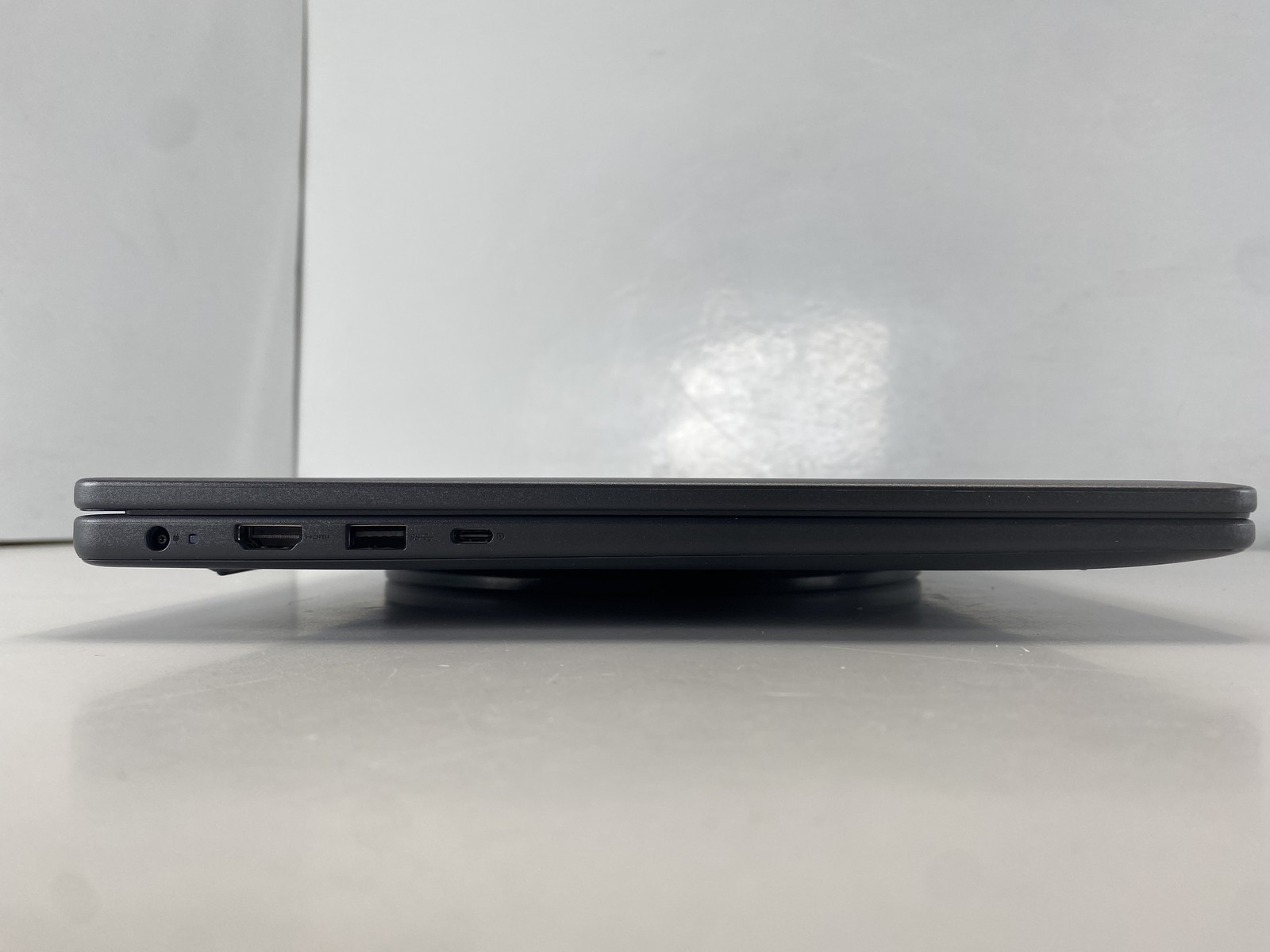 Dell Laptop Pro 16 PC16255 16″ AMD Ryzen 7 250 1TB- Gray