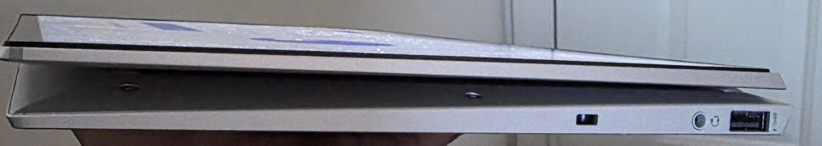 HP EliteBook x360 1040 G7 14″ 2n1 256GB Intel Core i5 10th Gen., 4.40 Read Info