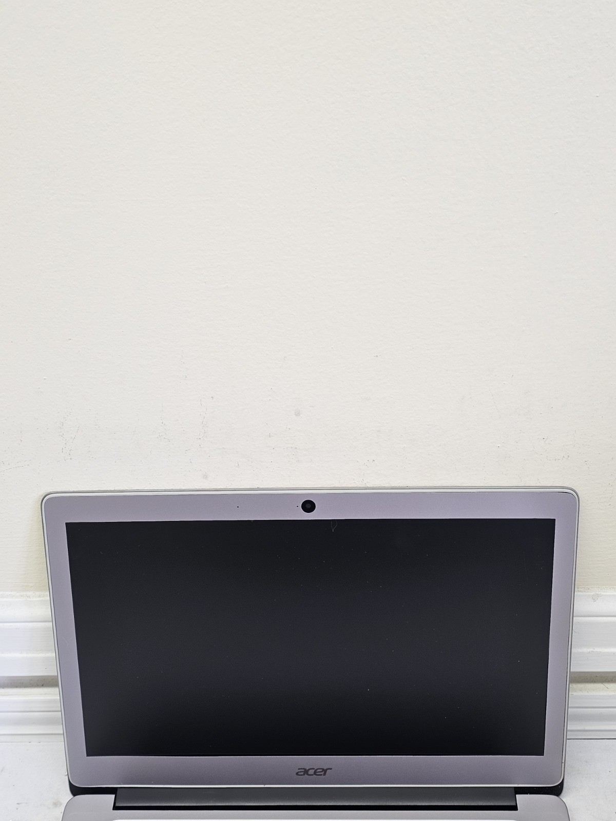 Acer Chromebook 14 CB3-431 Laptop – Intel Atom X5-E8000 – 4GB RAM – NO BATT-READ
