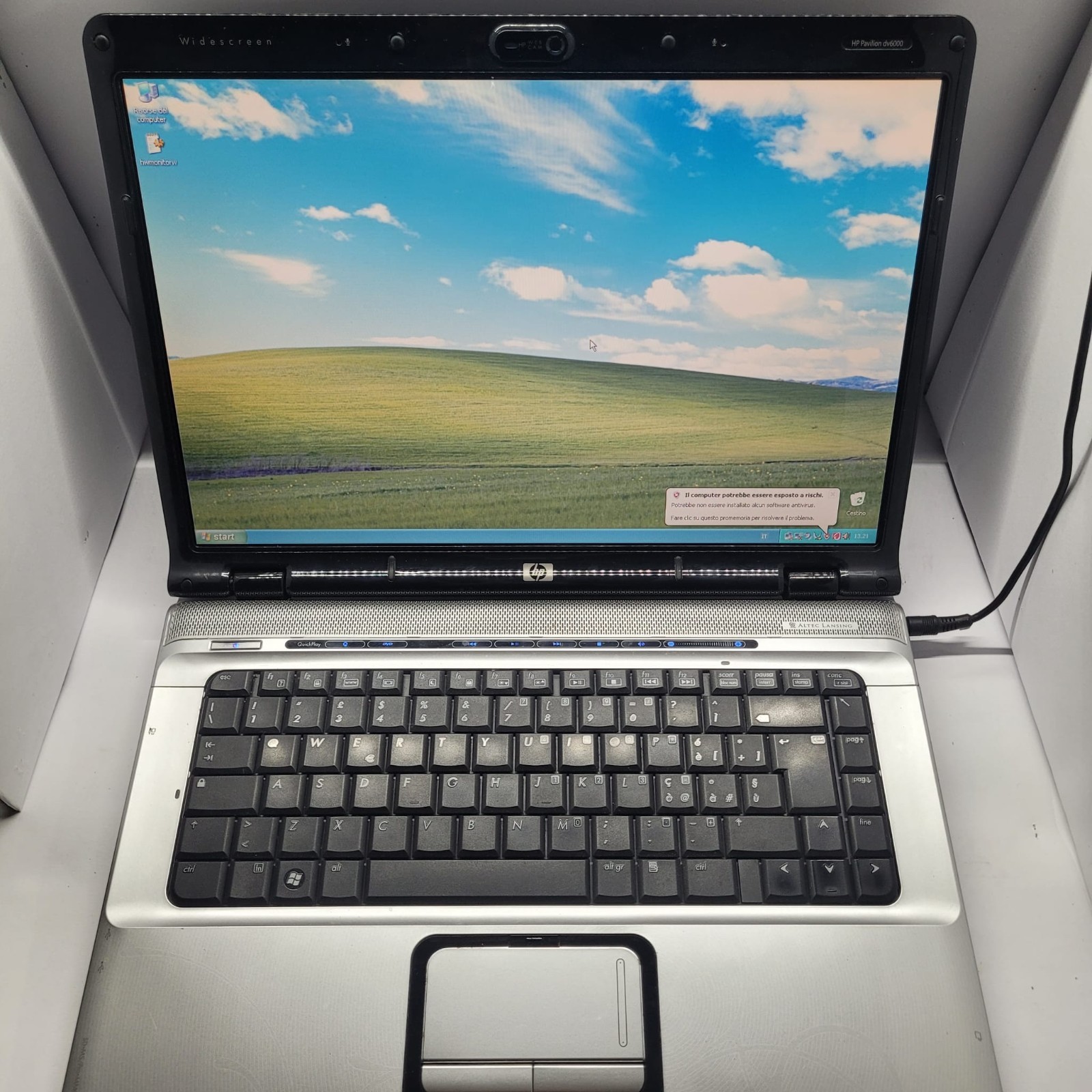 RetroGaming 15.4″ T8100 Notebook | 3GB |320GB |8400M GS | HP
