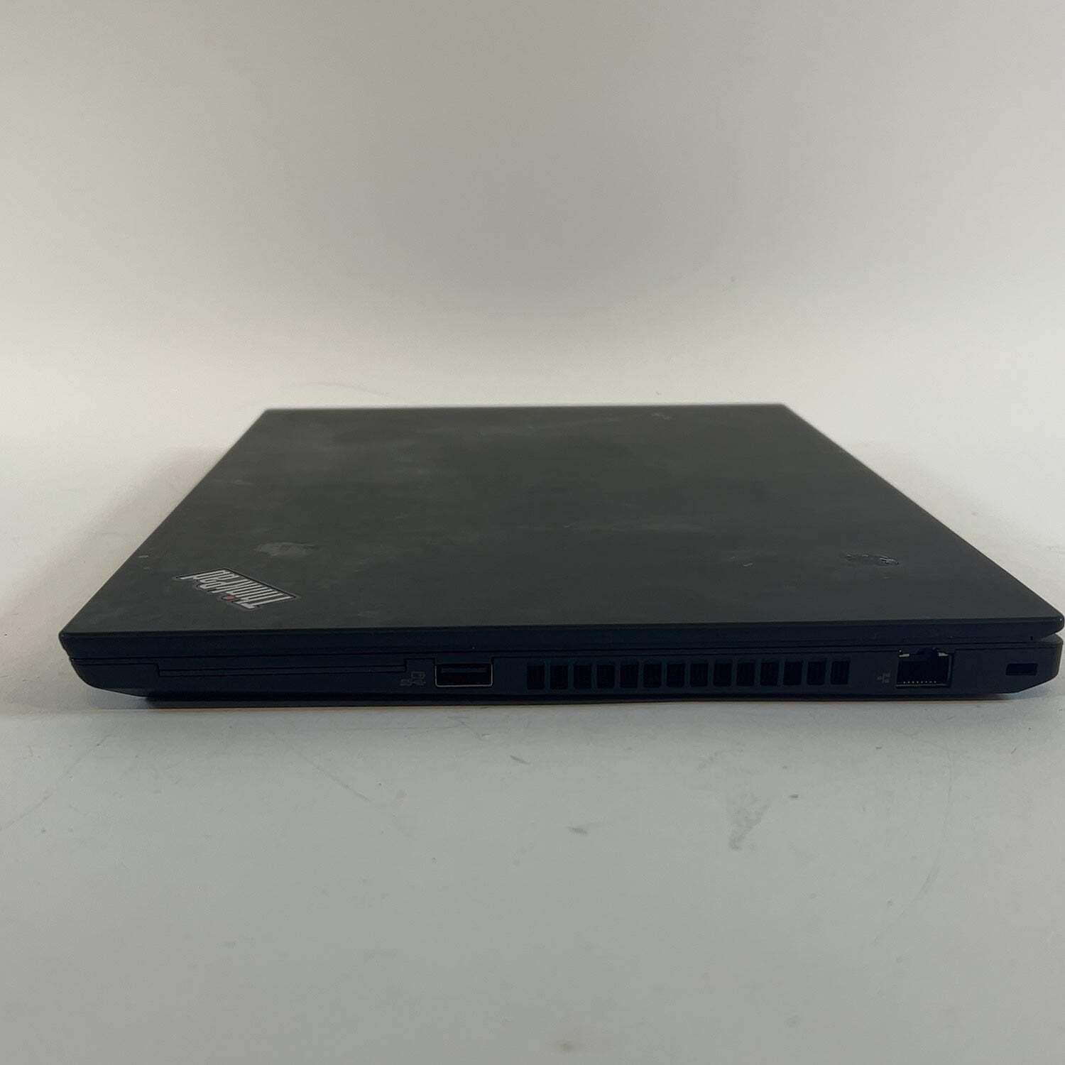 Broken Lenovo ThinkPad T14 Gen 2 14″ Ryzen 5 Pro 5650U 16GB RAM 256GB SSD Read