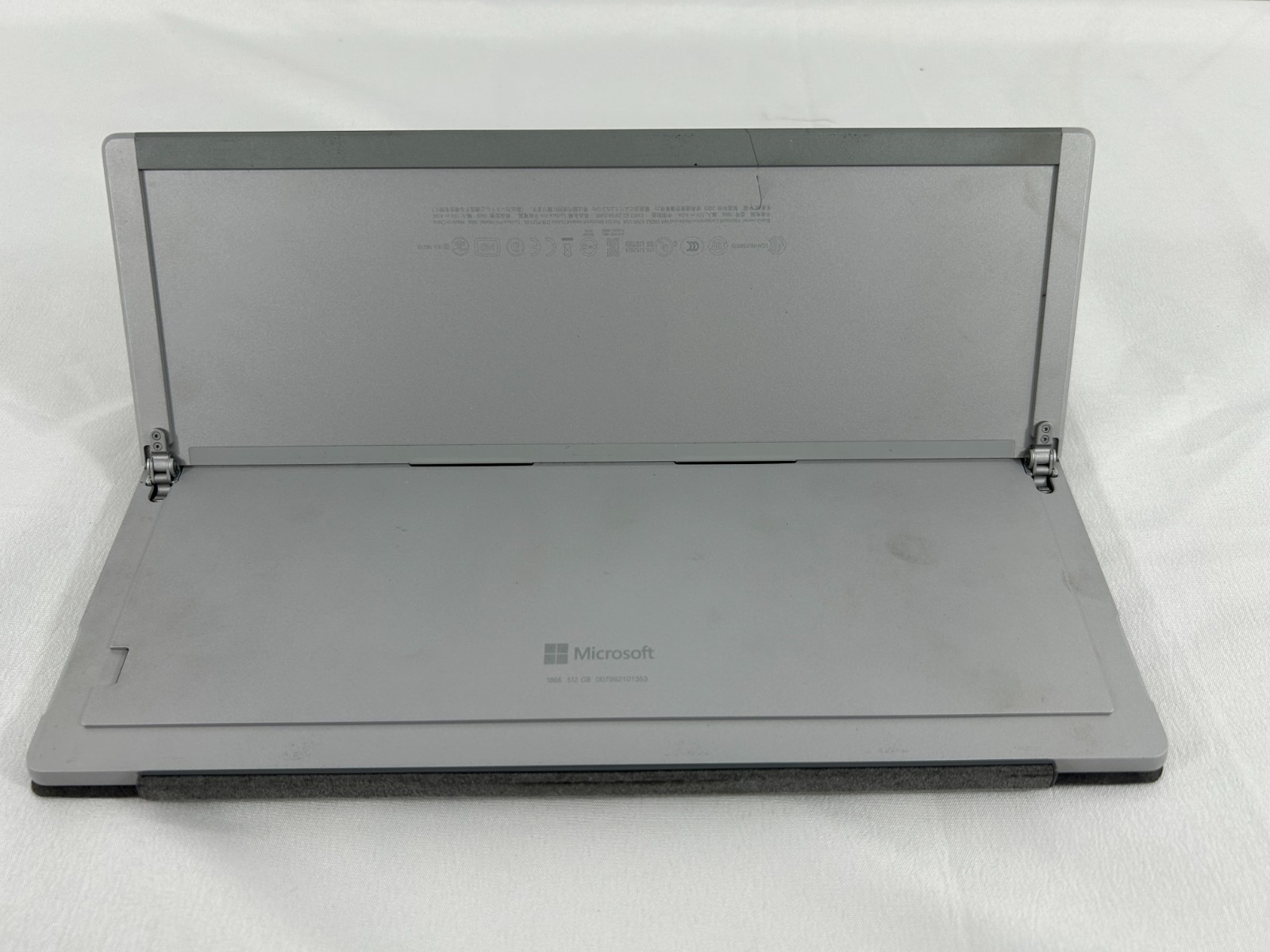 Microsoft Surface Pro 7 12.3″| i7-1065G7 | 16GB RAM | 512GB NVMe | W11Pro