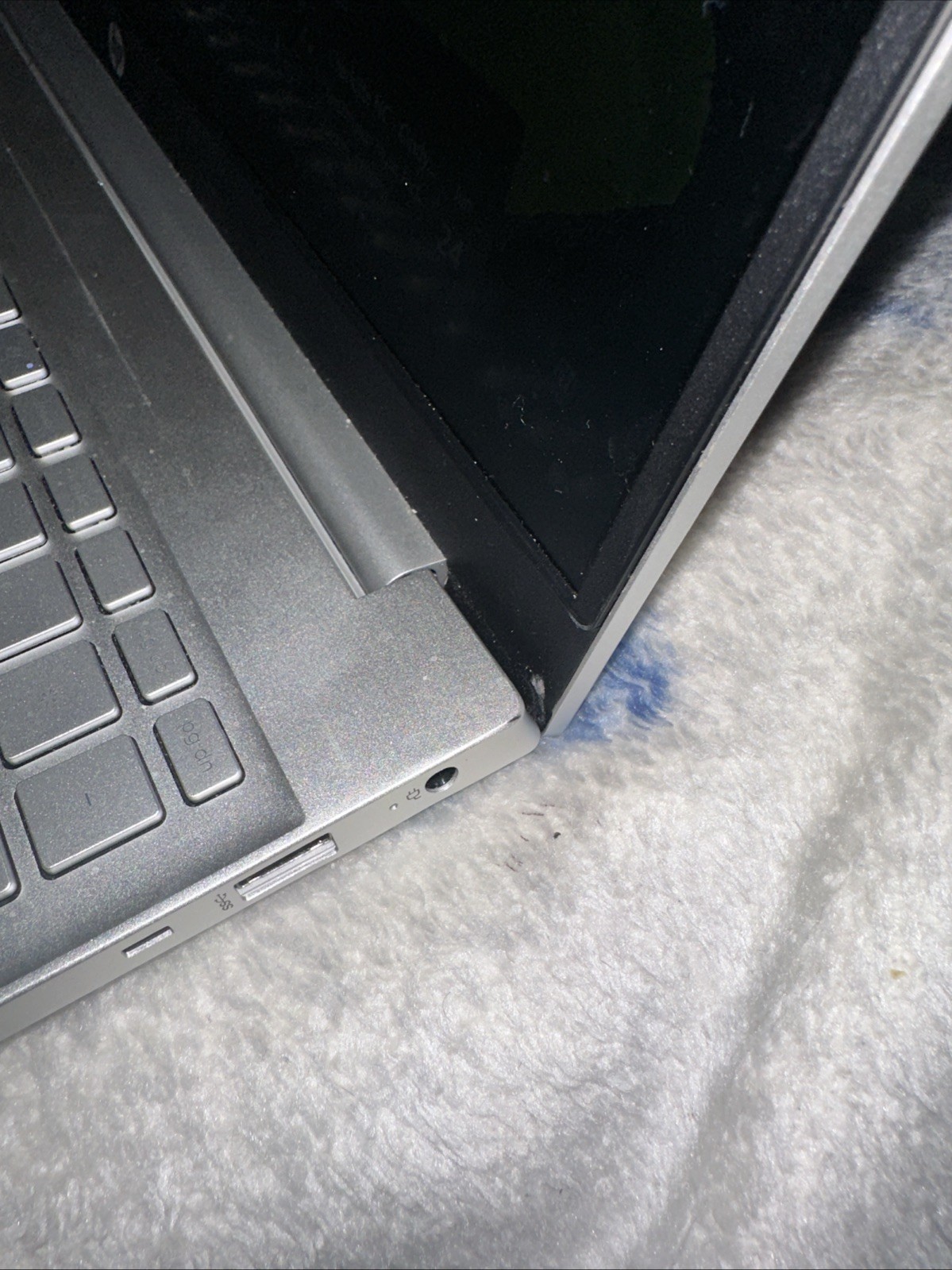 HP Pavillion Laptop 15t-eg100 ! Perfect for students, 15 inch, 477 GB