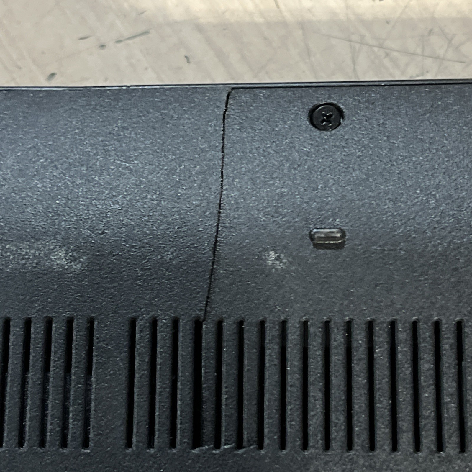 DELL LATITUDE 5501 INTEL CORE I5 9TH GEN 8GB RAM NO HD