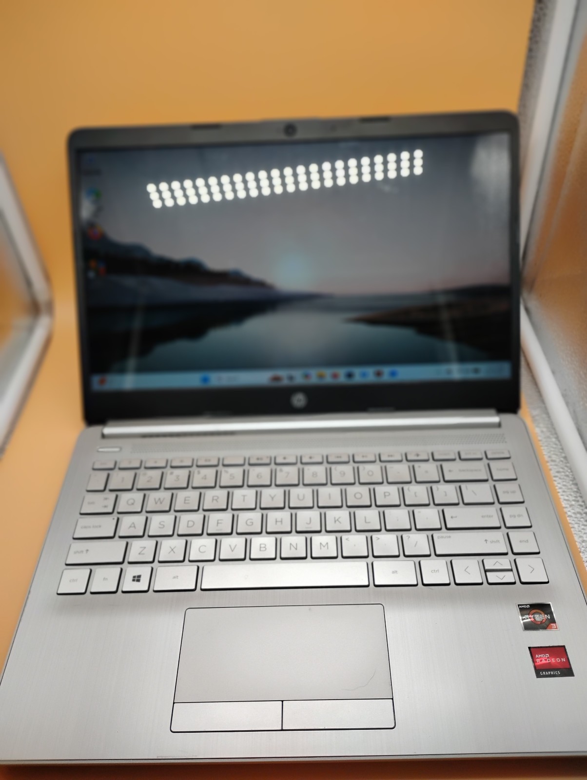 HP 14″ AMD Ryzen Laptop/Notebook, 4gb 128gb Win 11 Antivirus has Box ready use