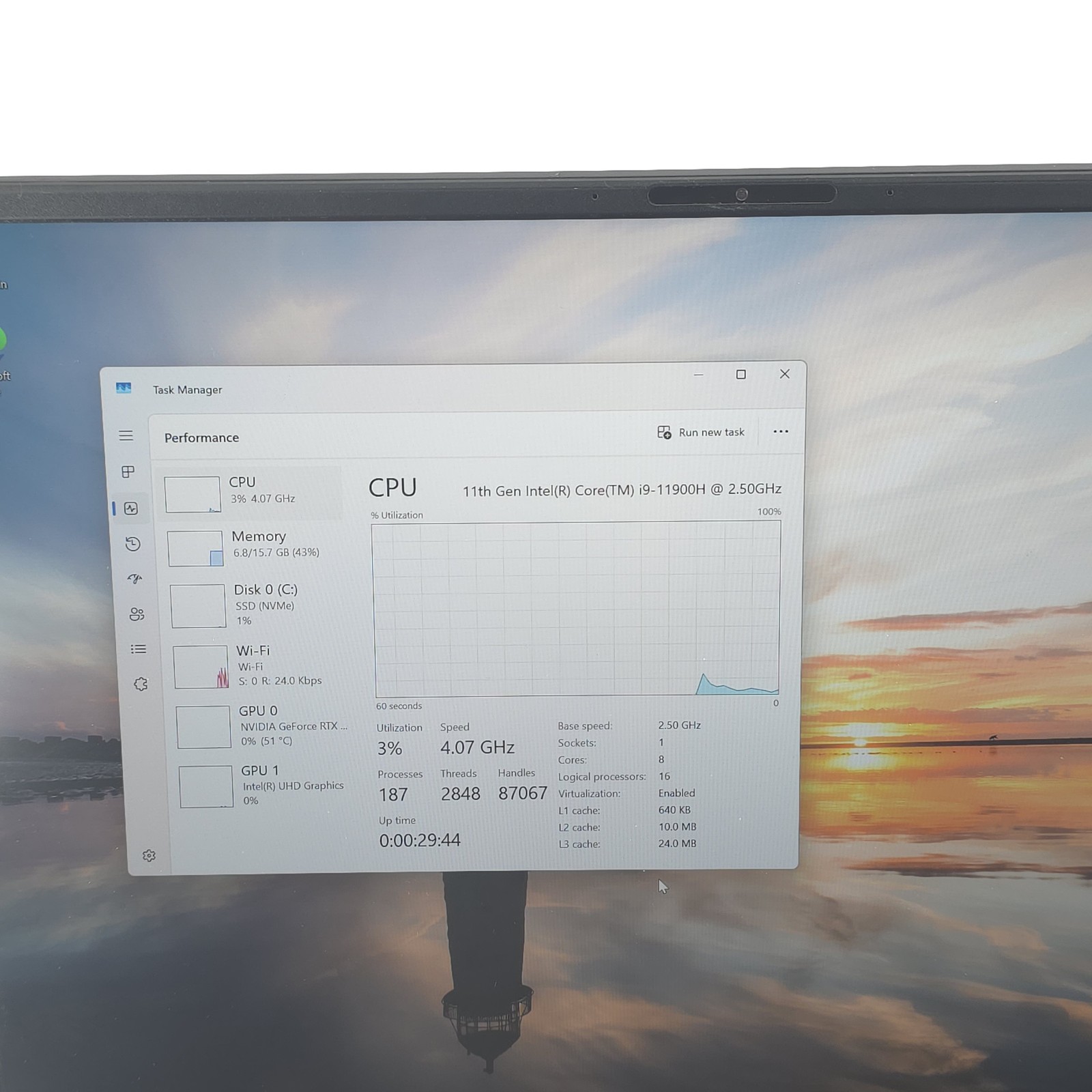 ASUS ROG Zephyrus M16 1TB SSD 2.5GHz Intel i9-11900H 16GB RTX 3060, SCREEN DAM.