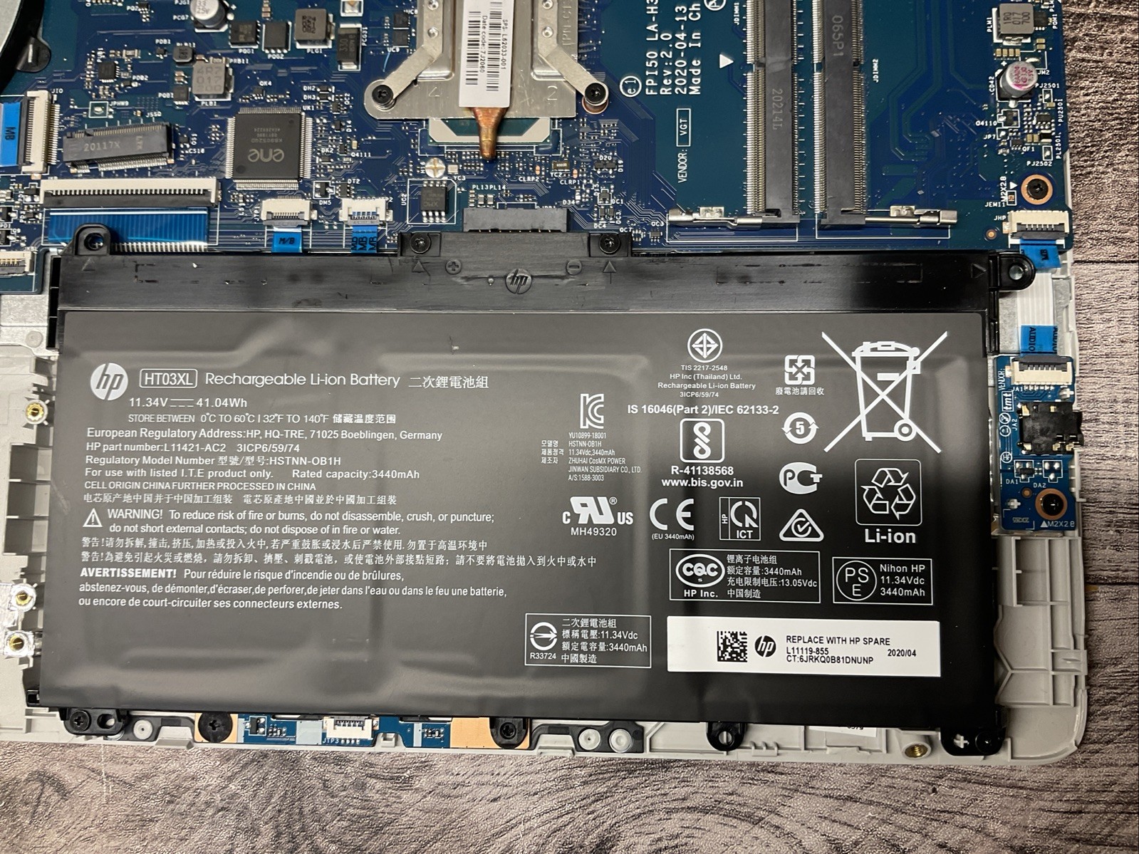 HP Laptop 15 / Intel Core i3 10th Gen / BIOS Unlocked / Parts Repair / C15