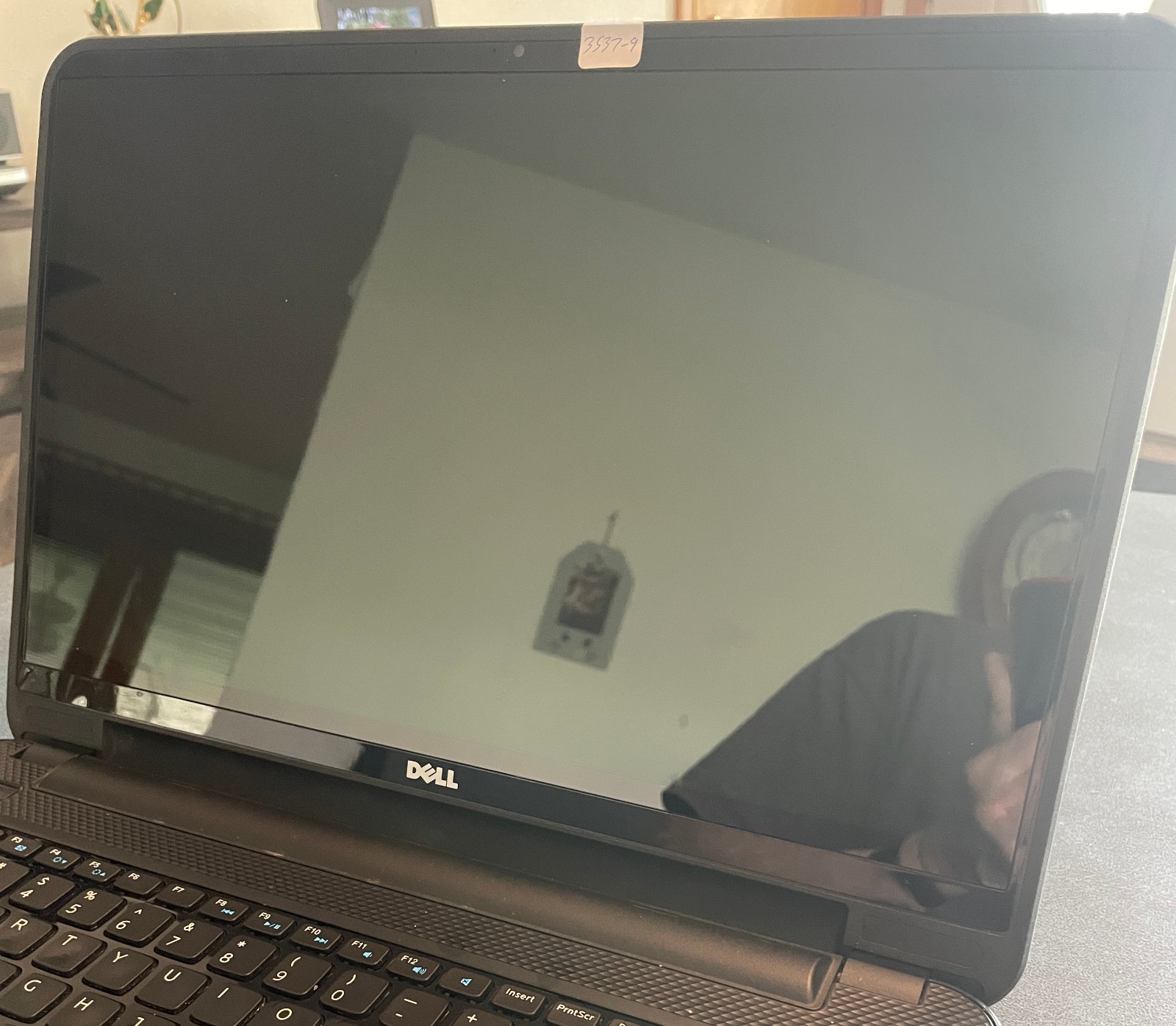 DELL INSPIRON 15-3537 Laptop 15″ *TOUCH* i3 256gb+1tb Linux Mint 22.3-extras-9