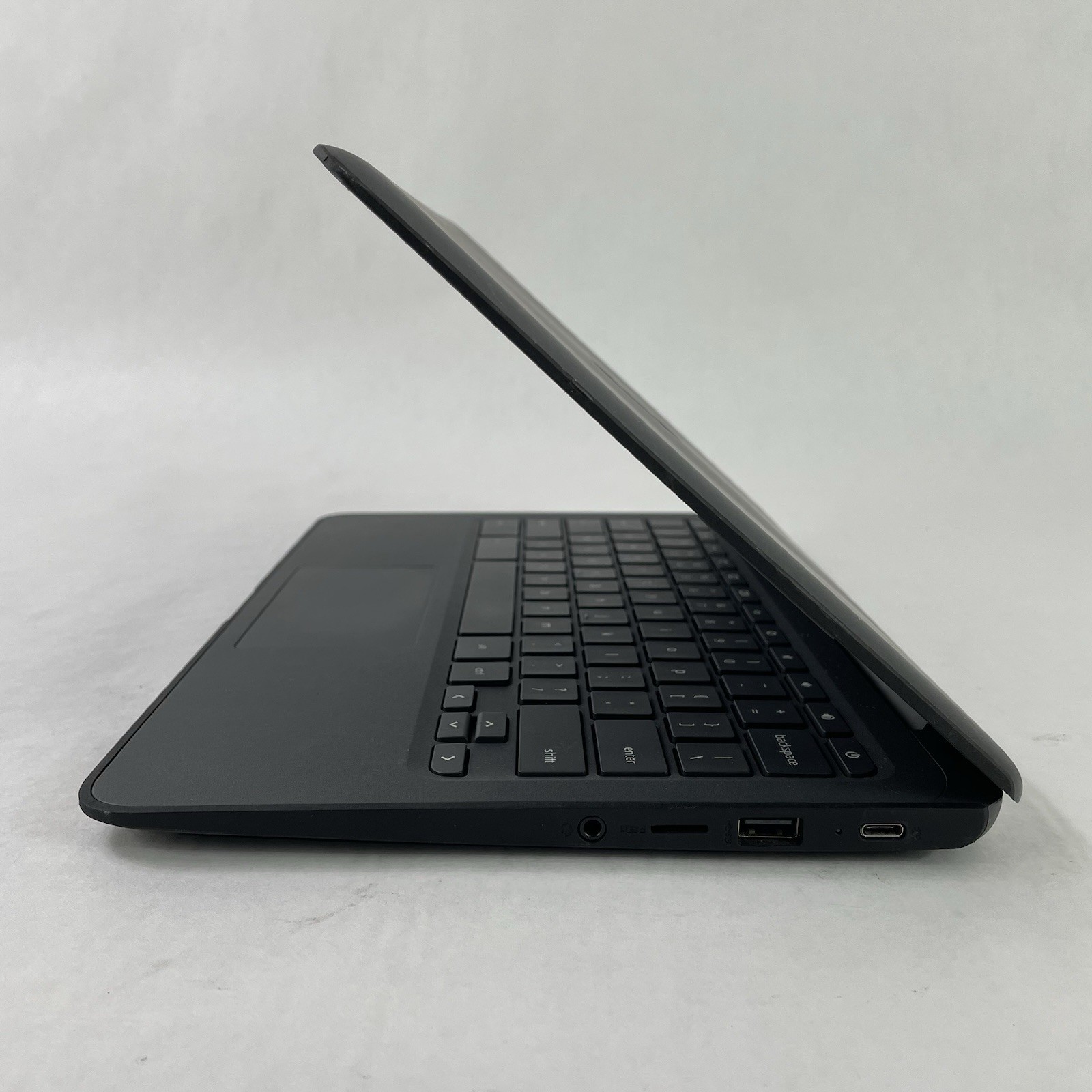 HP Chromebook 11 G6 11.6″ Celeron N3350 1.10 GHz 4 GB RAM 16 GB HDD No AC