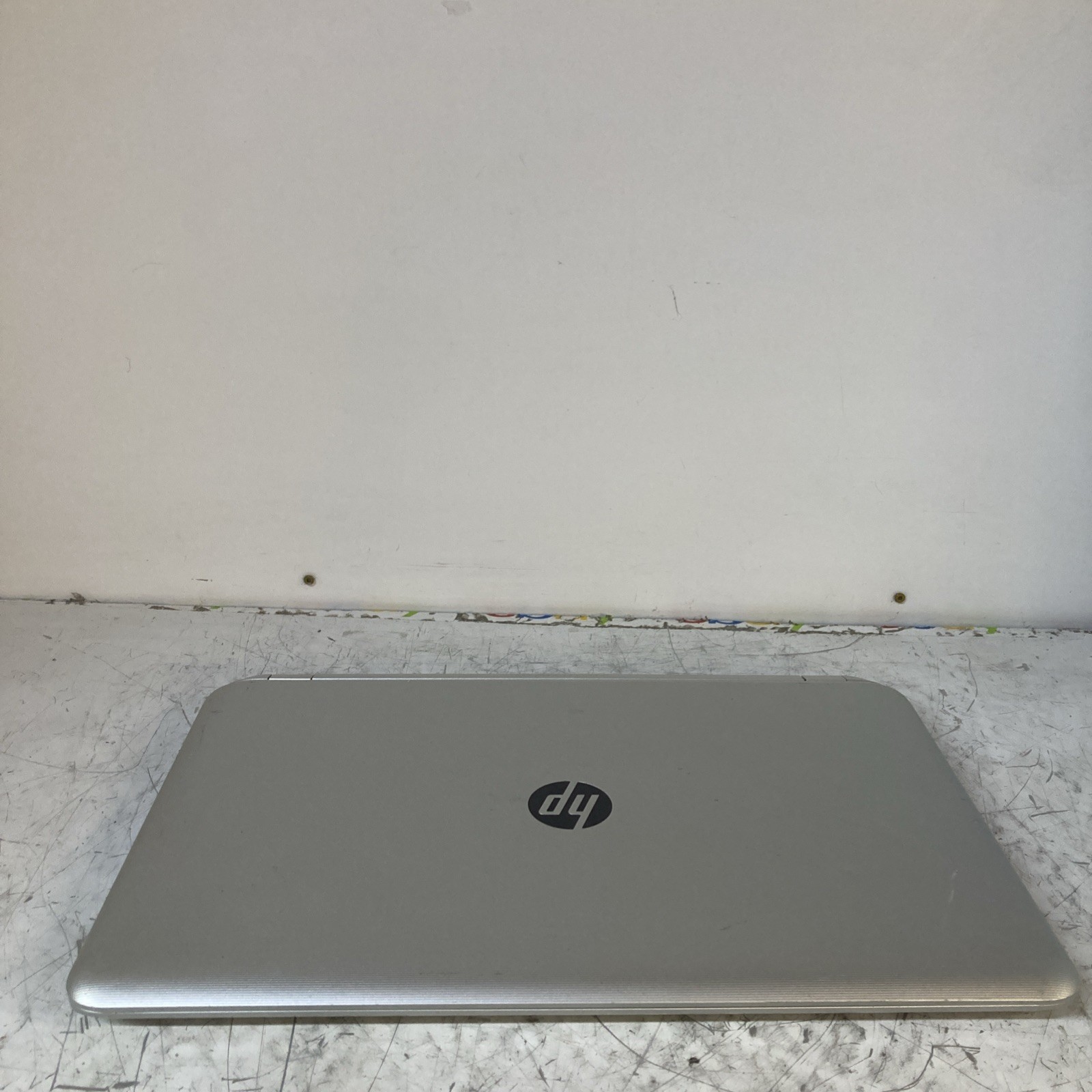 HP Pavilion 17-f053us AMD A8-6410 AMD Radeon R5 2GHZ 8GB NO HDD Boot to BIOS