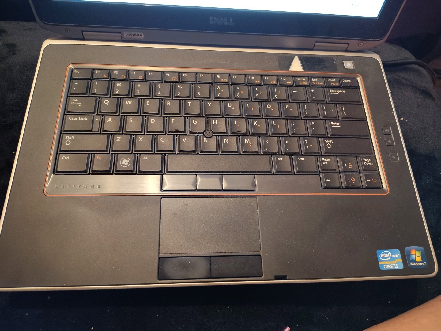 DELL LATITUDE E6420 Laptop w/ Intel Core i5-2520M 2.50 GHZ + 4GB No HD/Battery