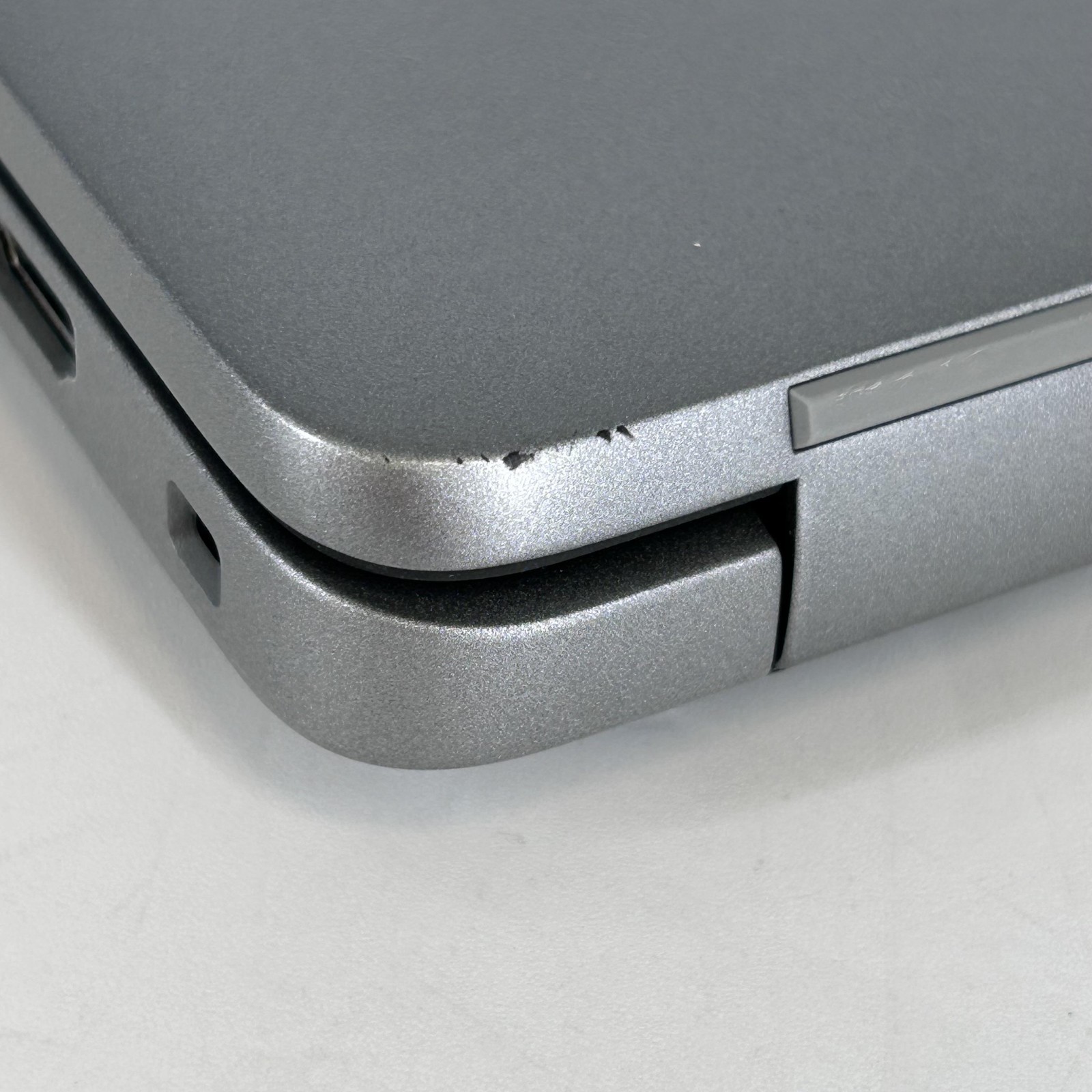 Dell Precision 3490 14 Gray FHD 3.6 GHz Ultra 5 125U 16GB 512GB SSD Very Good