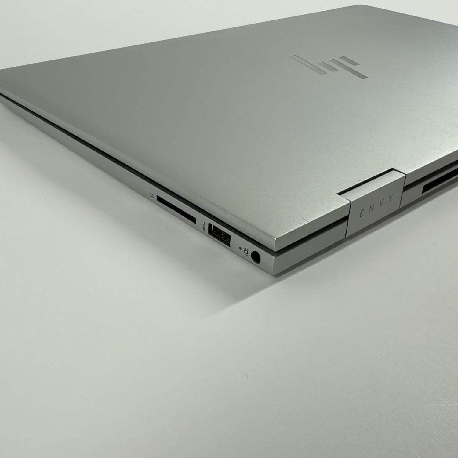 HP Envy x360 15-ES0023DX 15.6″ i7-1165G7 2.8GHz 16GB RAM 512GB SSD