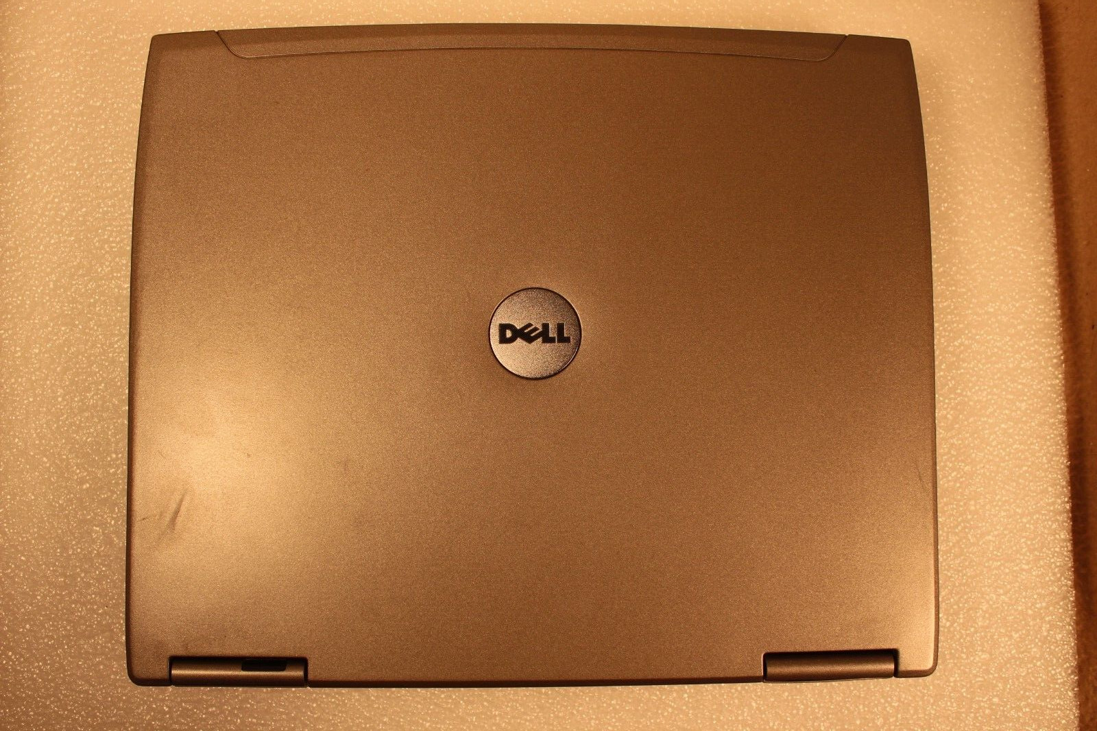 Dell D610 (1.60GHz/1.0GB/60GB/CDRW-DVD) XGA Win XP PRO – SERIAL & PARALLEL Ports