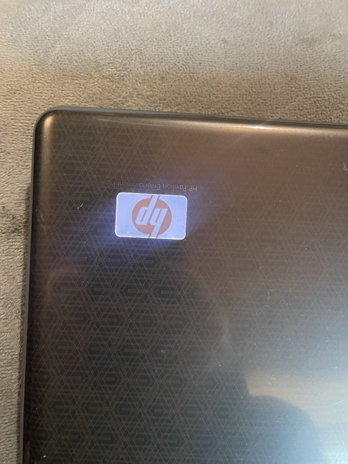 HP Pavilion entertainment PC AMD Turion X2 Window Vista Screen Not On (PARTS)