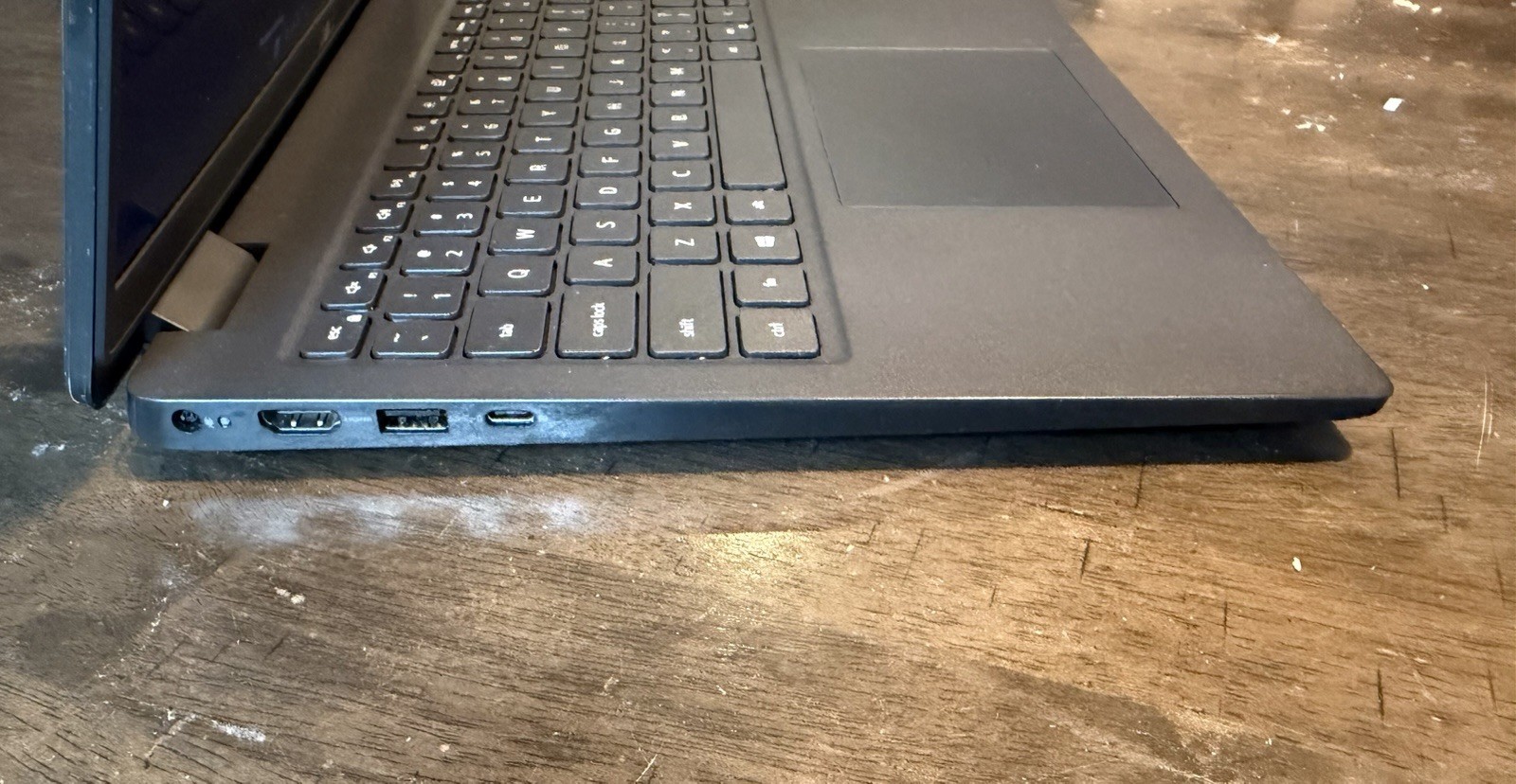 DELL LATITUDE 3520 INTEL CORE I5-1135G7 8GB RAM 256GB NVME IRIS XE 15 FHD TOUCH