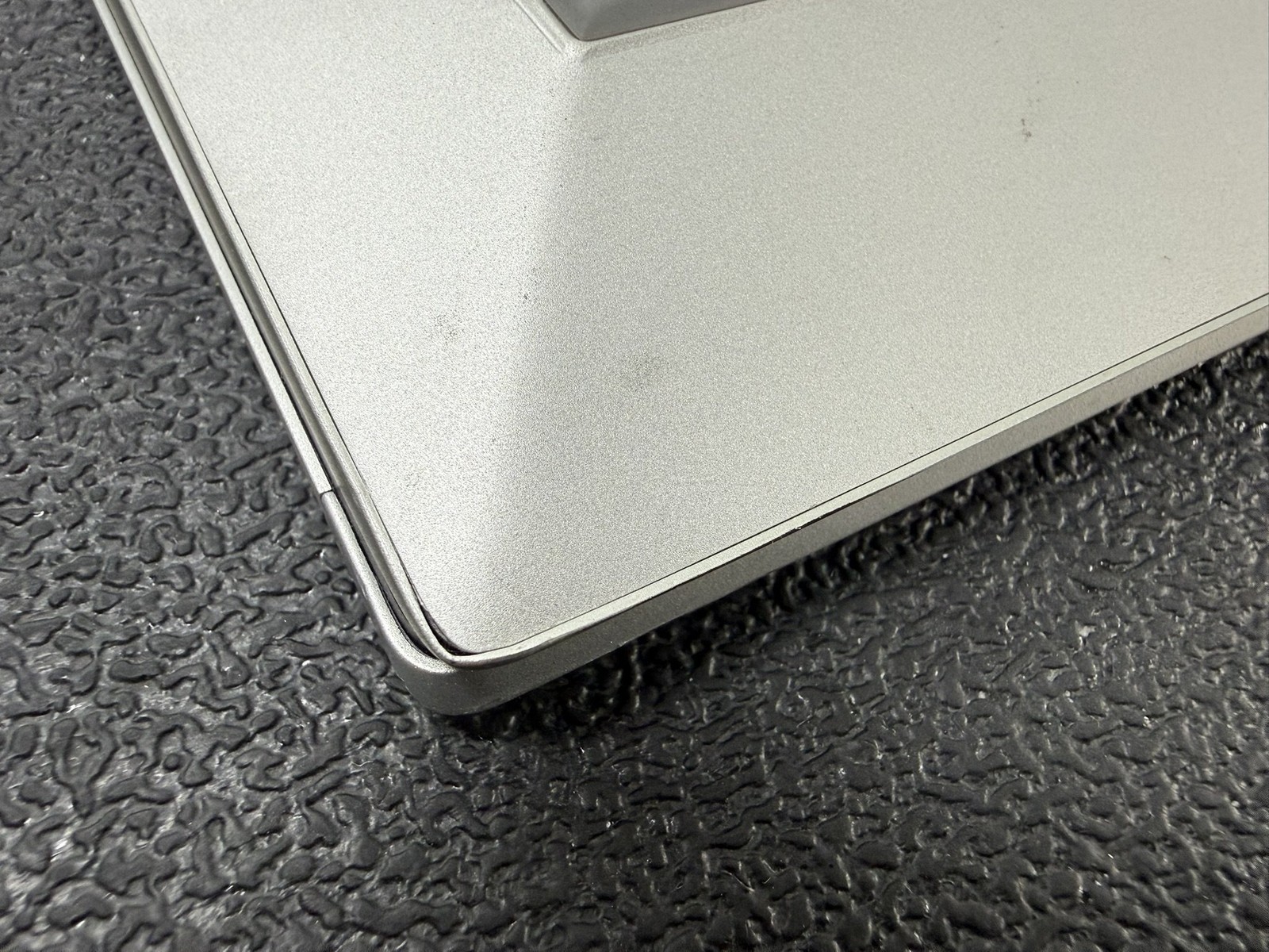 HP EliteBook 850 G8 15.6″ Core i5-1135G7 2.4GHz 16GB DDR4 256GB SSD – READ