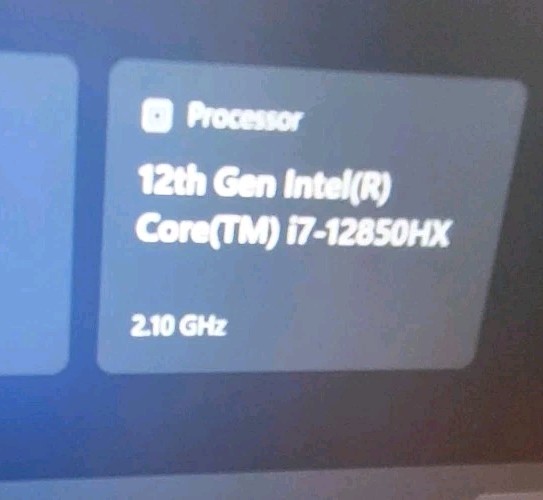 Lenovo ThinkPad P16 12th Gen i7-12850HX 24xCPU@2.1GHz 32GB RAM 512GB SSD 070101