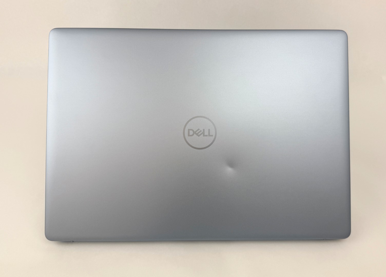 Dell Inspiron 5640 16″ 1920×1200 Touch Core 7 150U 32GB 1TB SSD W11H – Dent